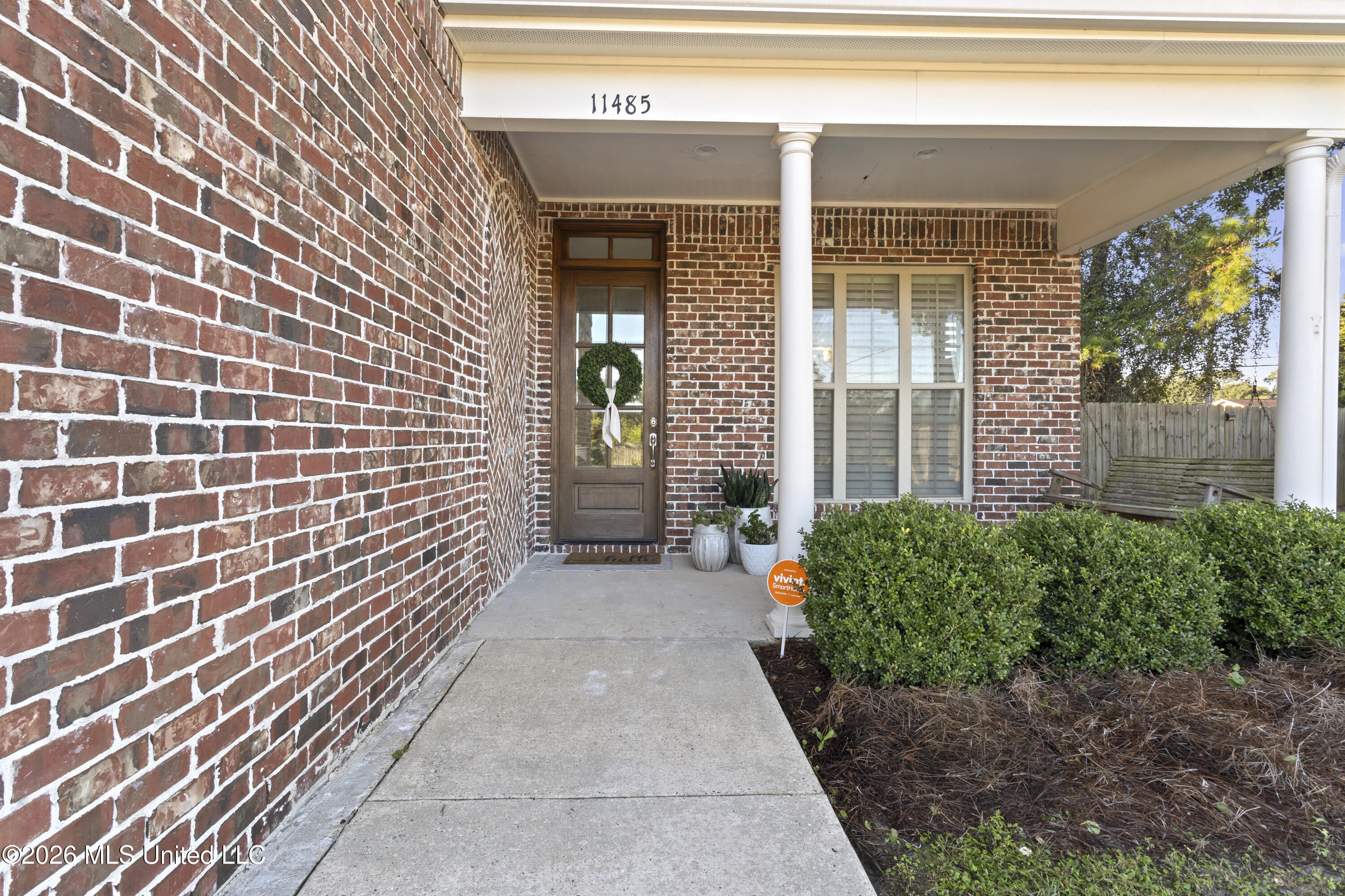 11485 Briarstone Place Property Photo 4
