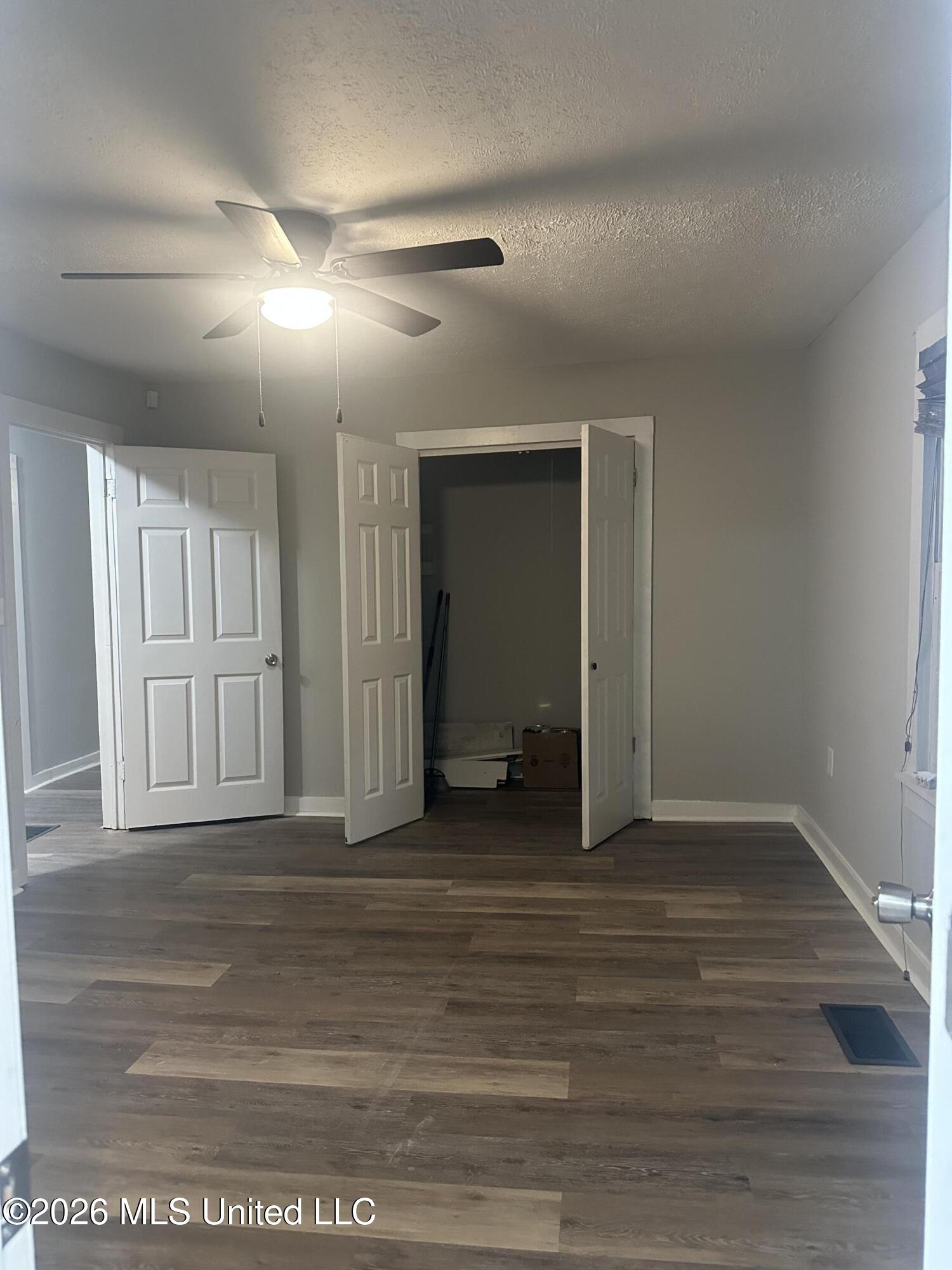 1070 E Broadwater Road Property Photo 19