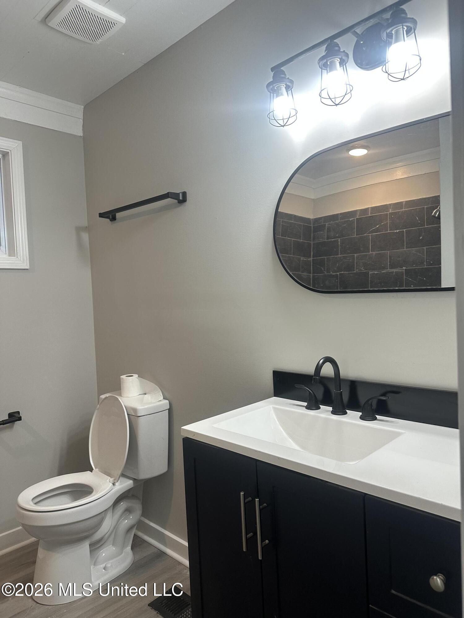 1070 E Broadwater Road Property Photo 21