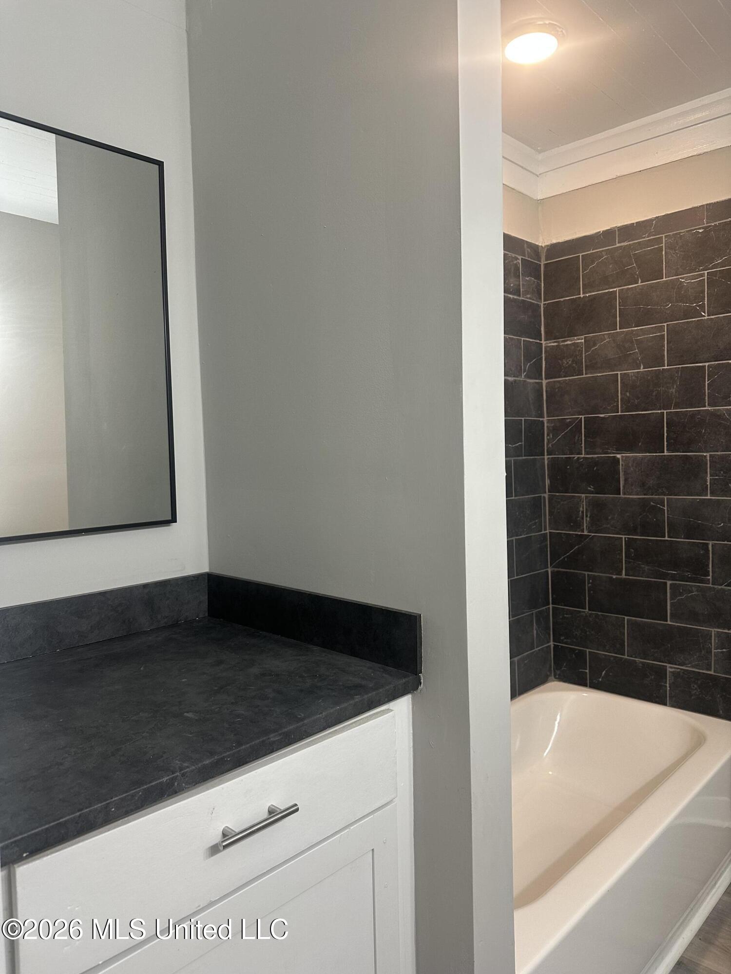 1070 E Broadwater Road Property Photo 22