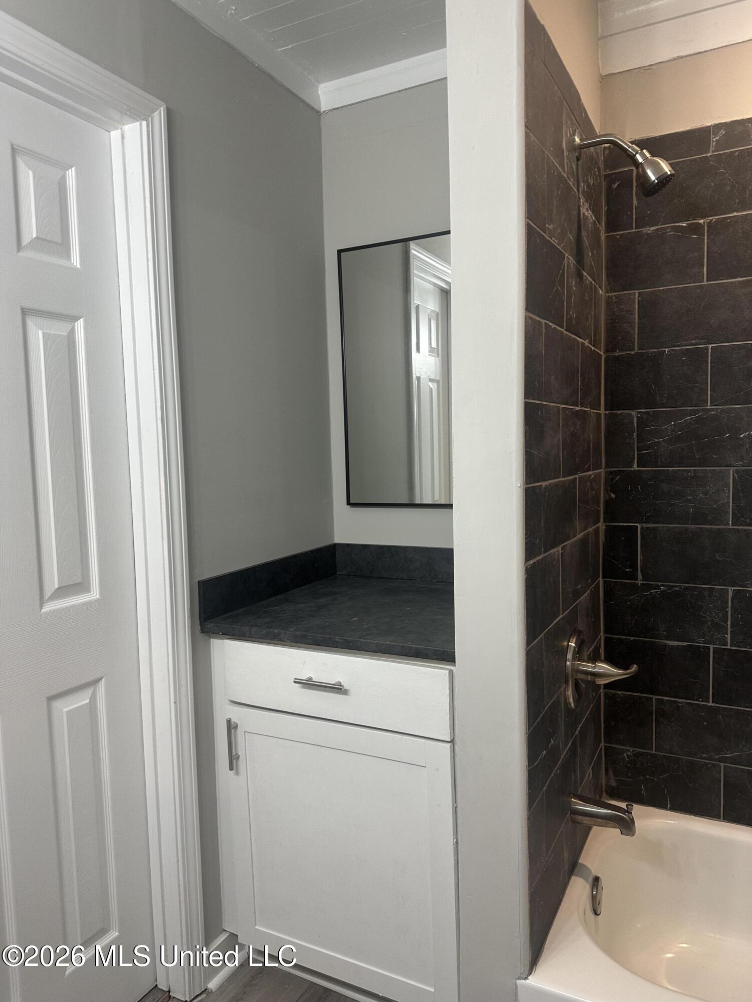 1070 E Broadwater Road Property Photo 25