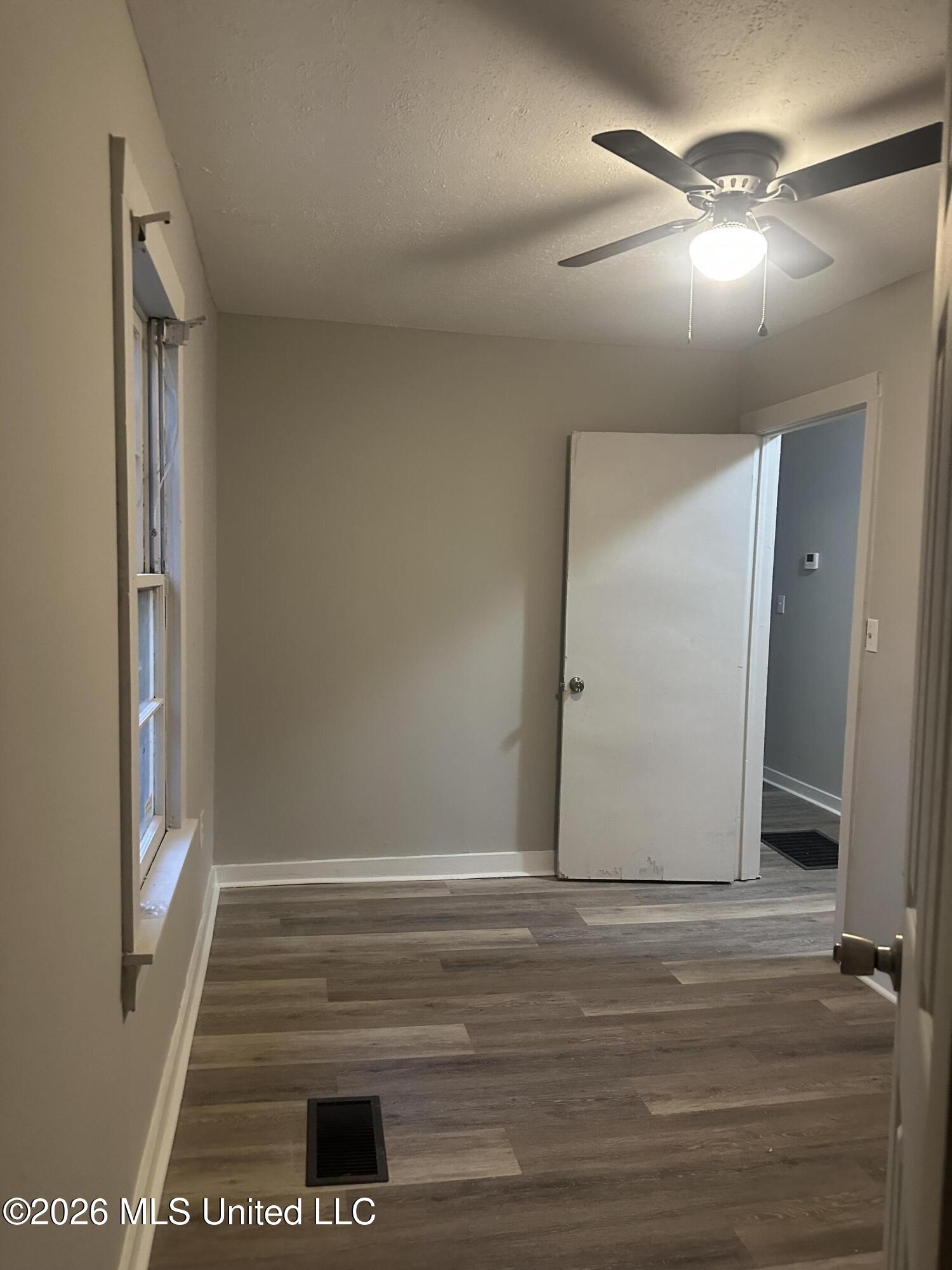 1070 E Broadwater Road Property Photo 27