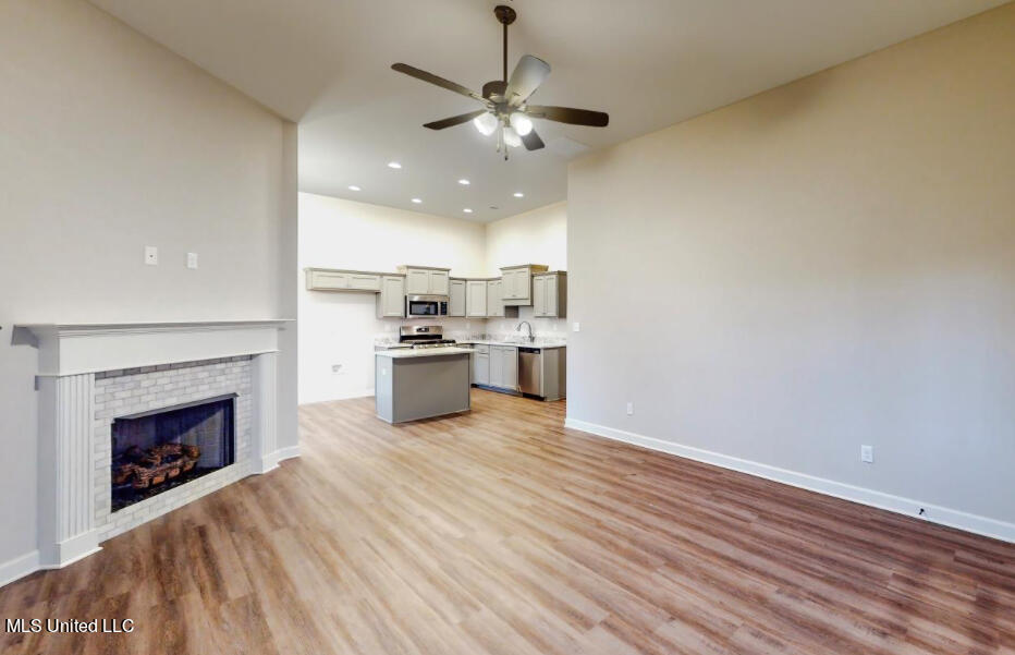 13758 Molly Madeline Lane Property Photo 6