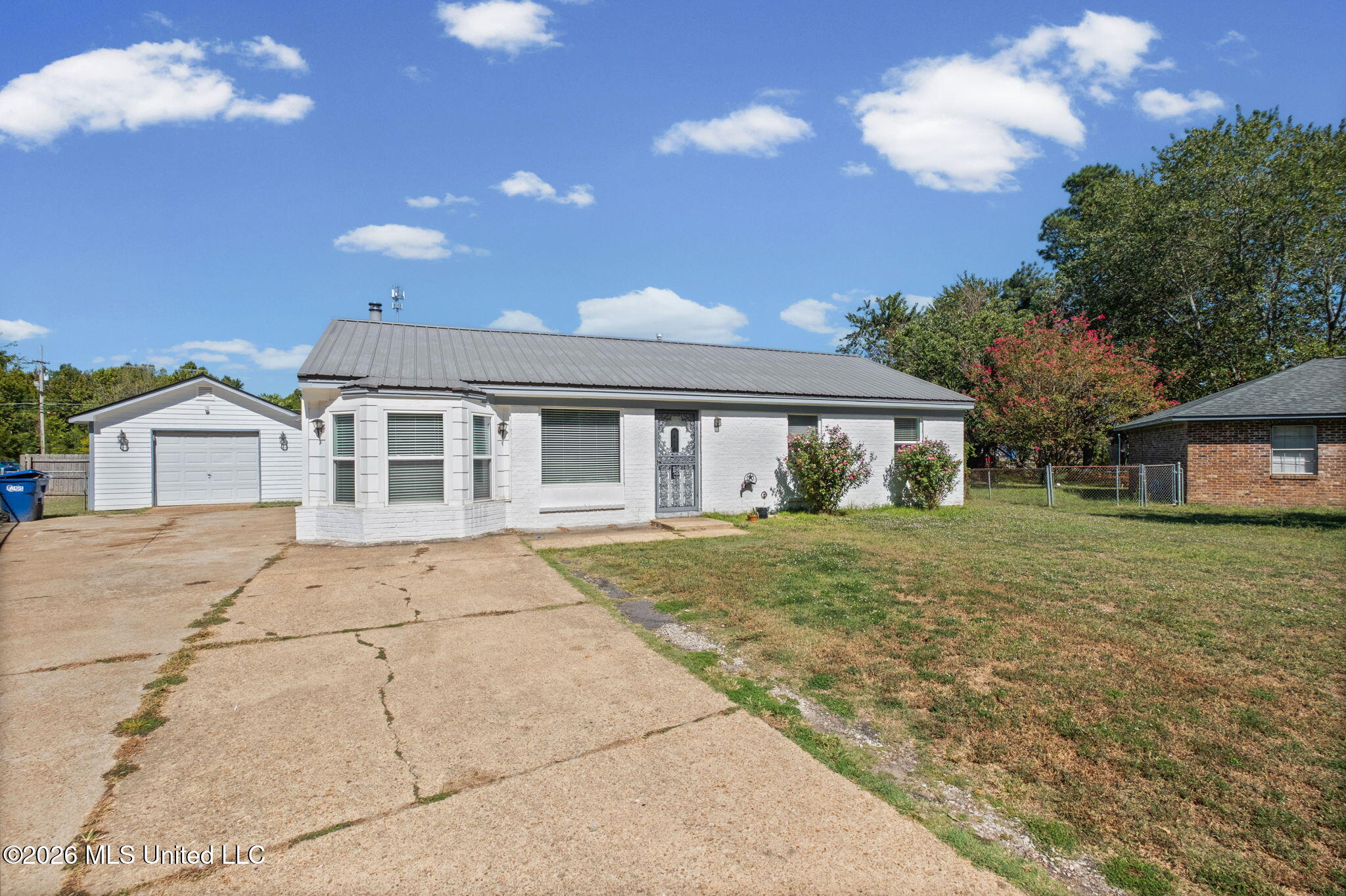 2630 Hillcrest Cove Property Photo 3