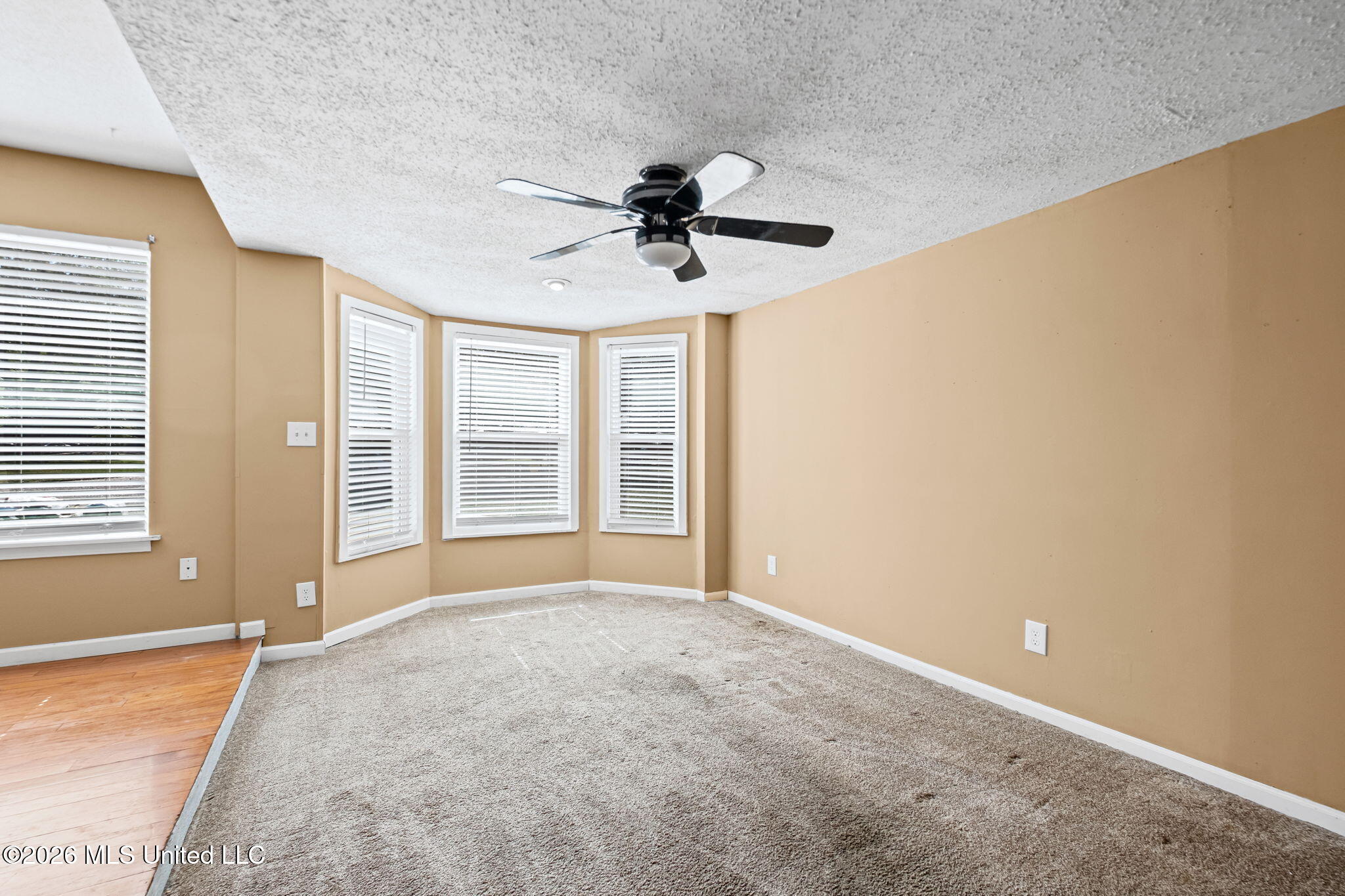 2630 Hillcrest Cove Property Photo 8