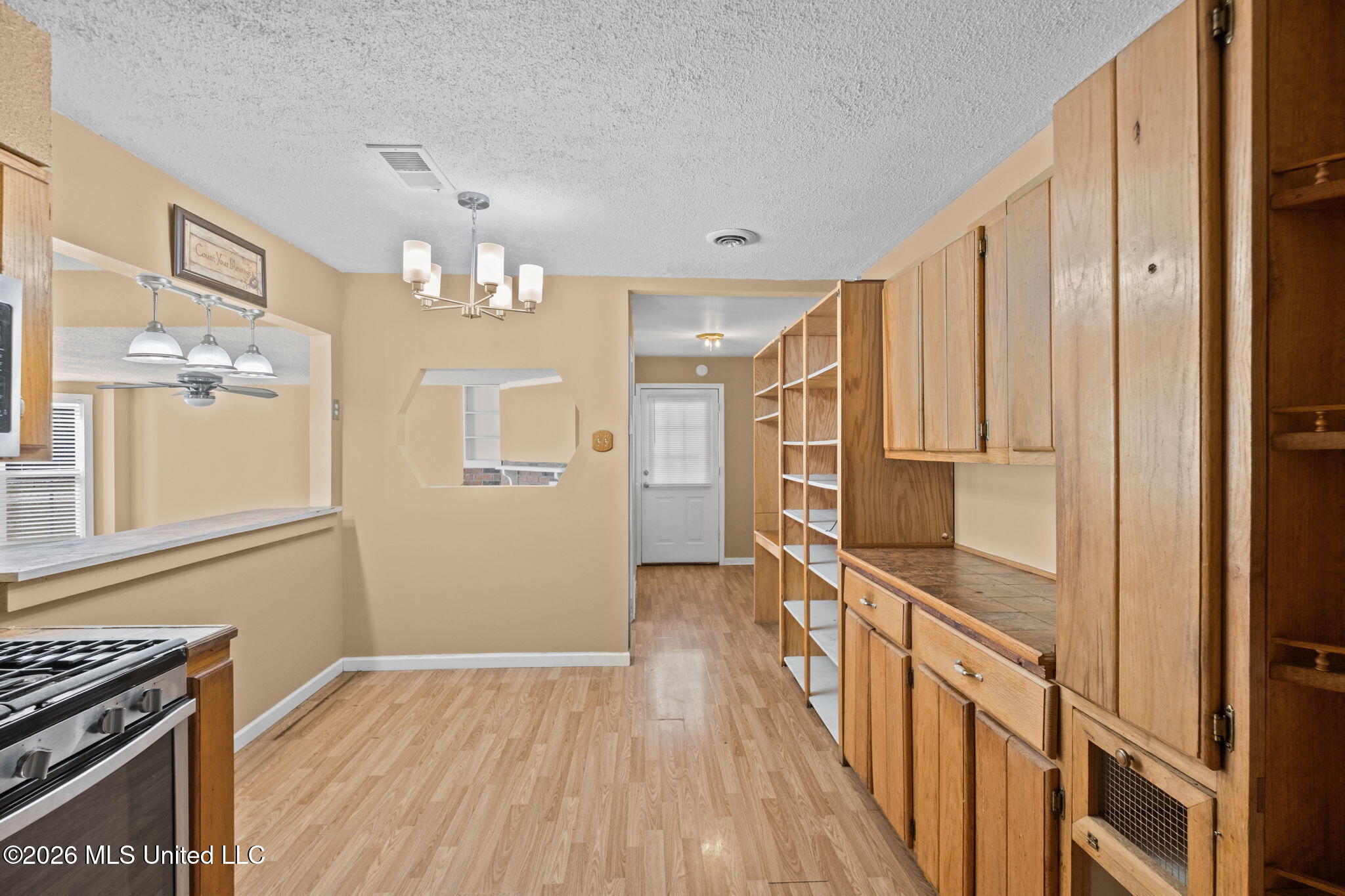 2630 Hillcrest Cove Property Photo 16