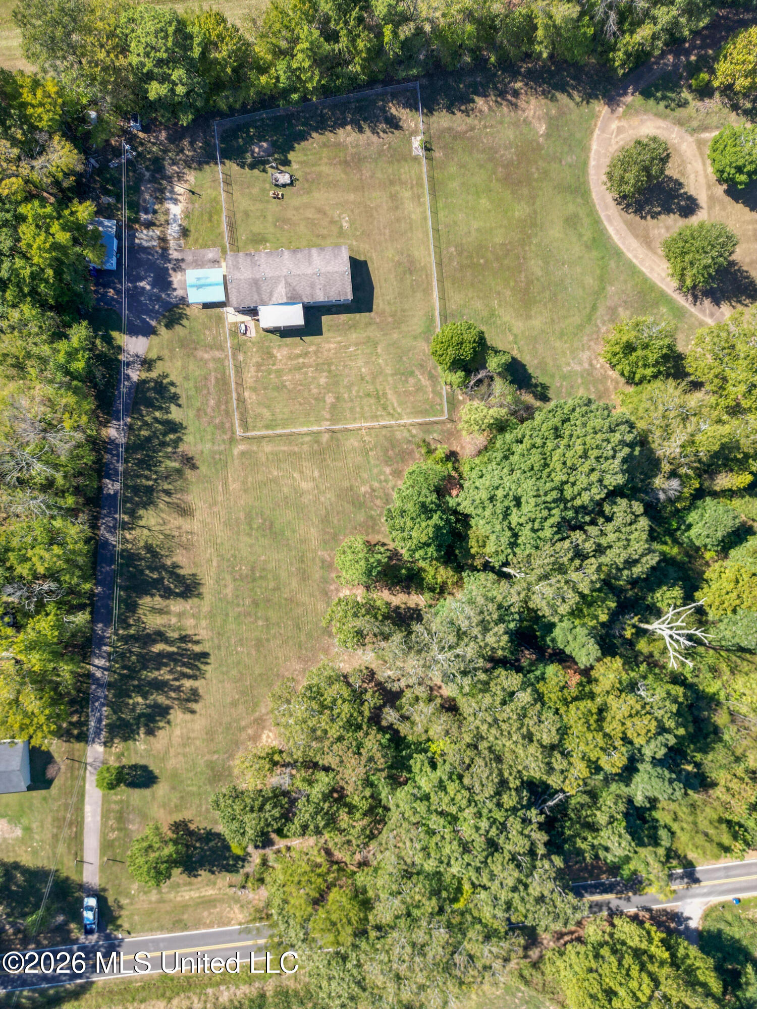 5805 Mcingvale Road Property Photo 3