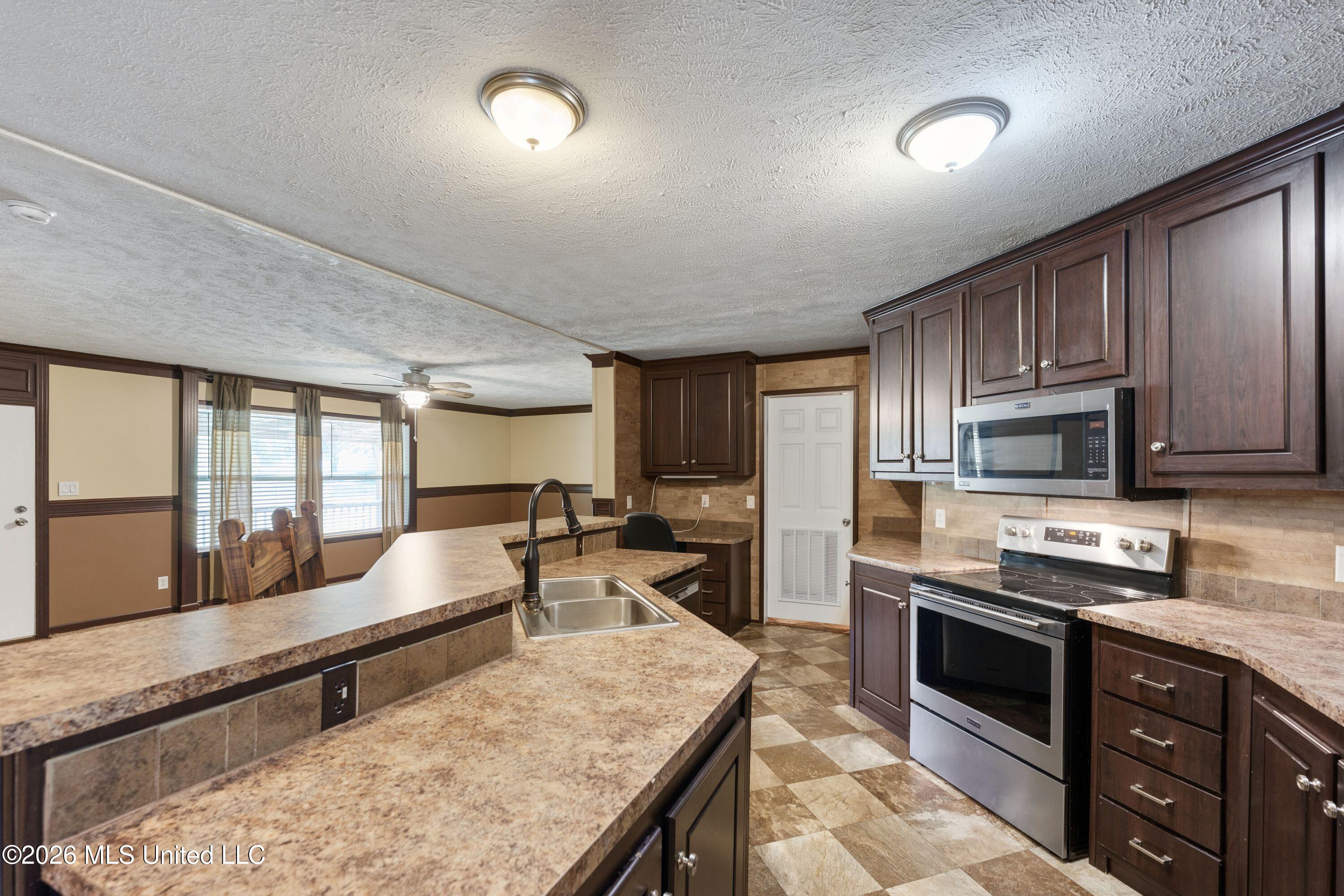 5805 Mcingvale Road Property Photo 12