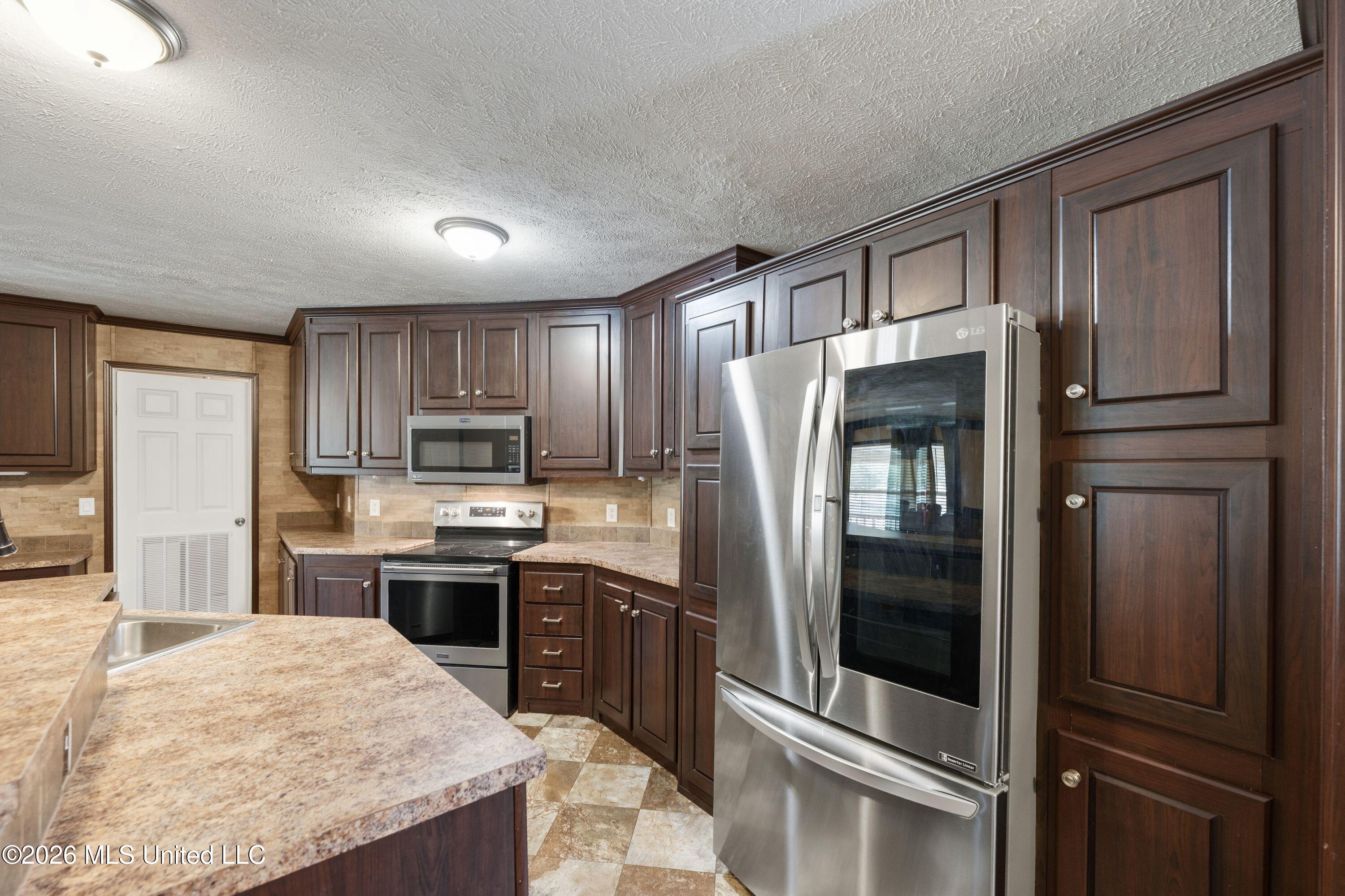 5805 Mcingvale Road Property Photo 13