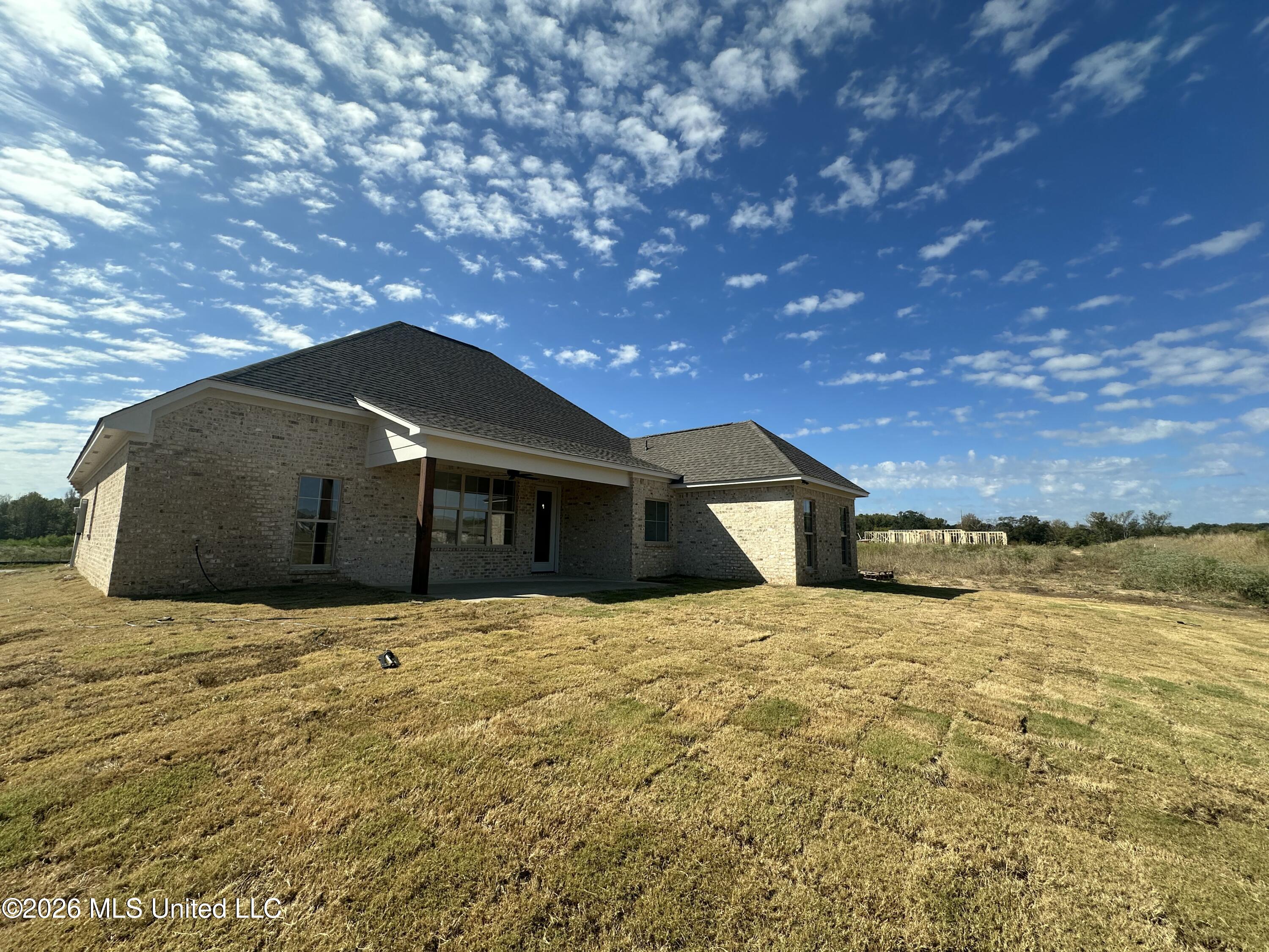426 Old Maple Cove Property Photo 36