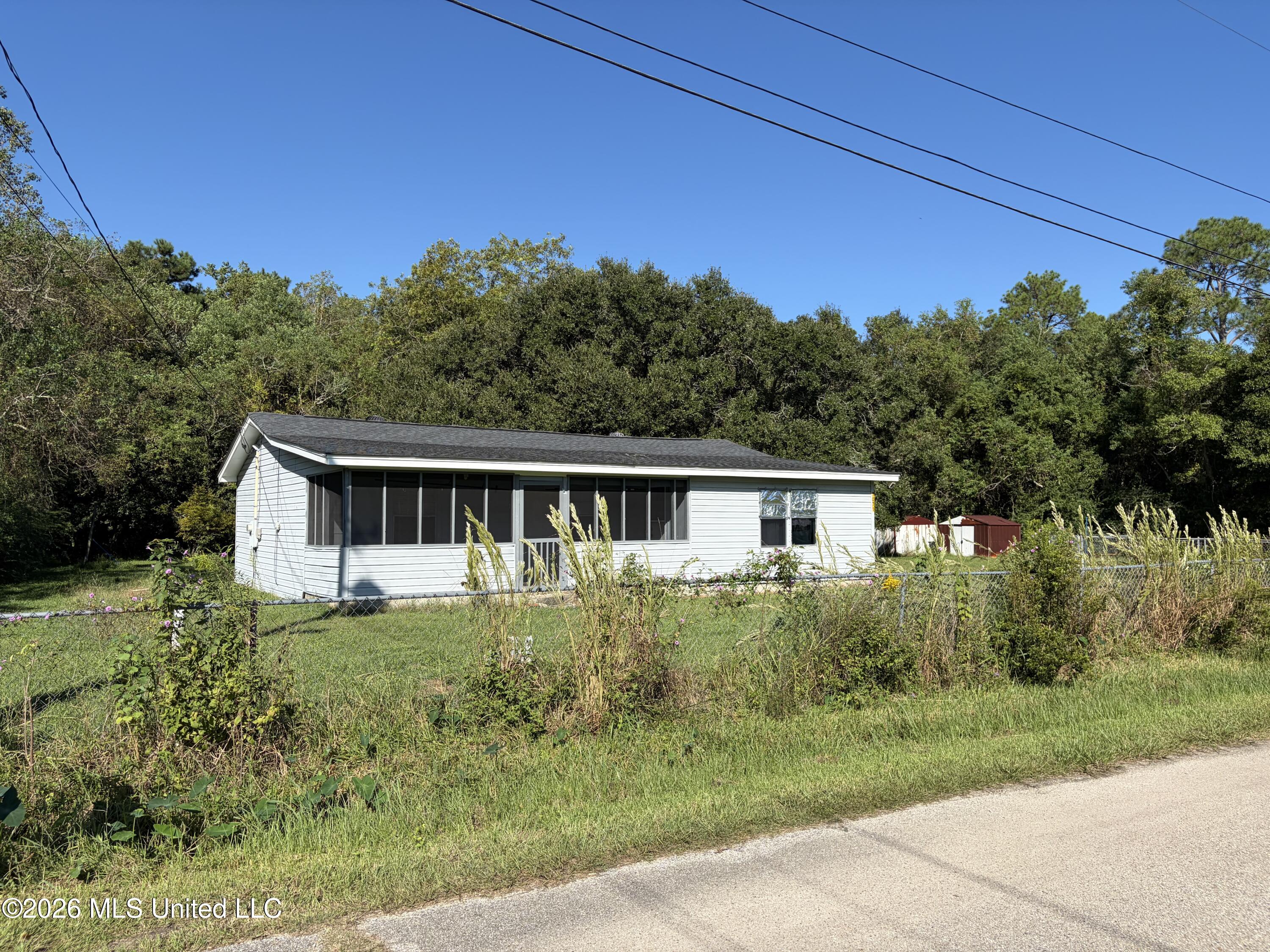 7071 Bell Circle Property Photo 1