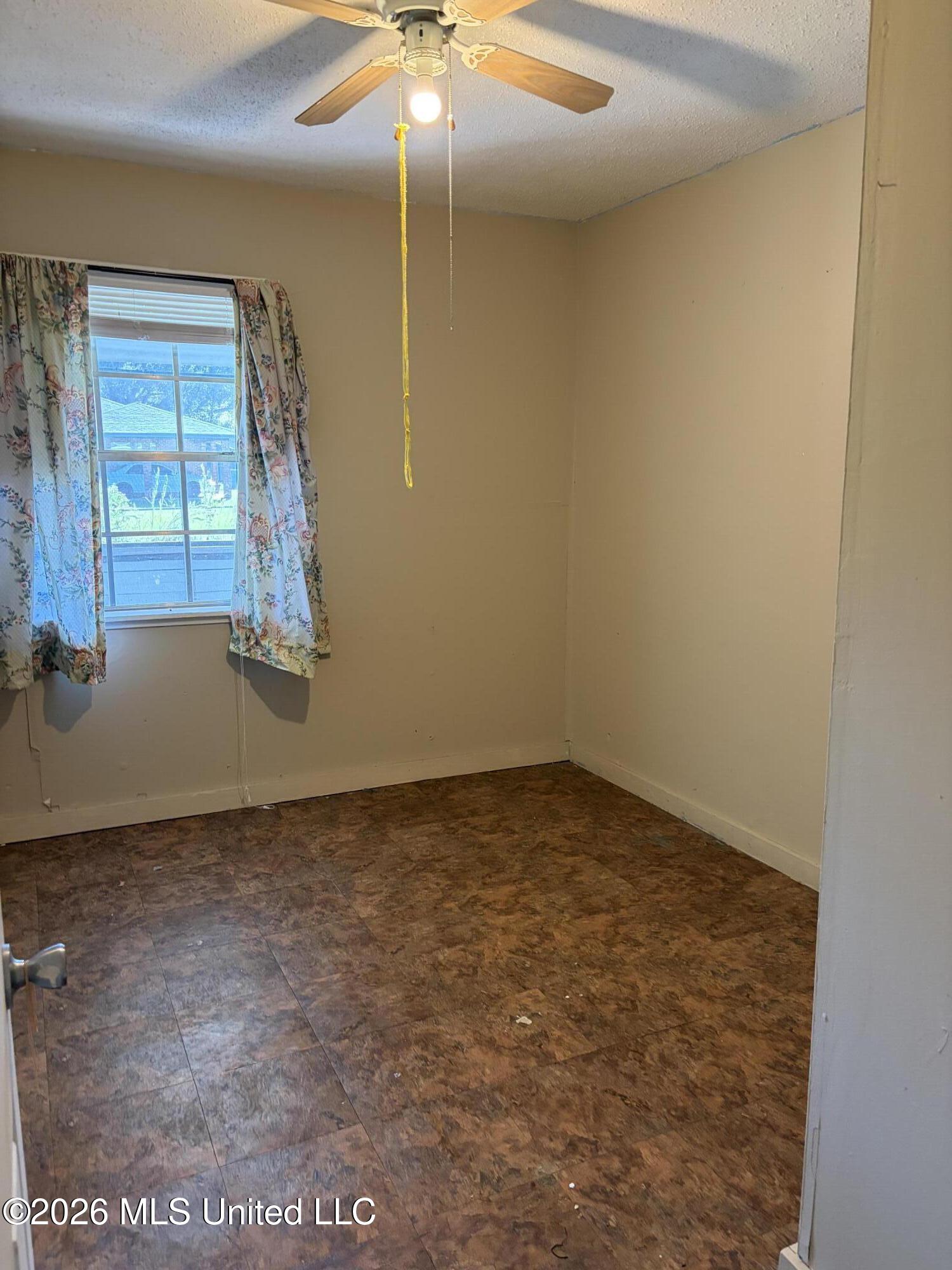 7071 Bell Circle Property Photo 8