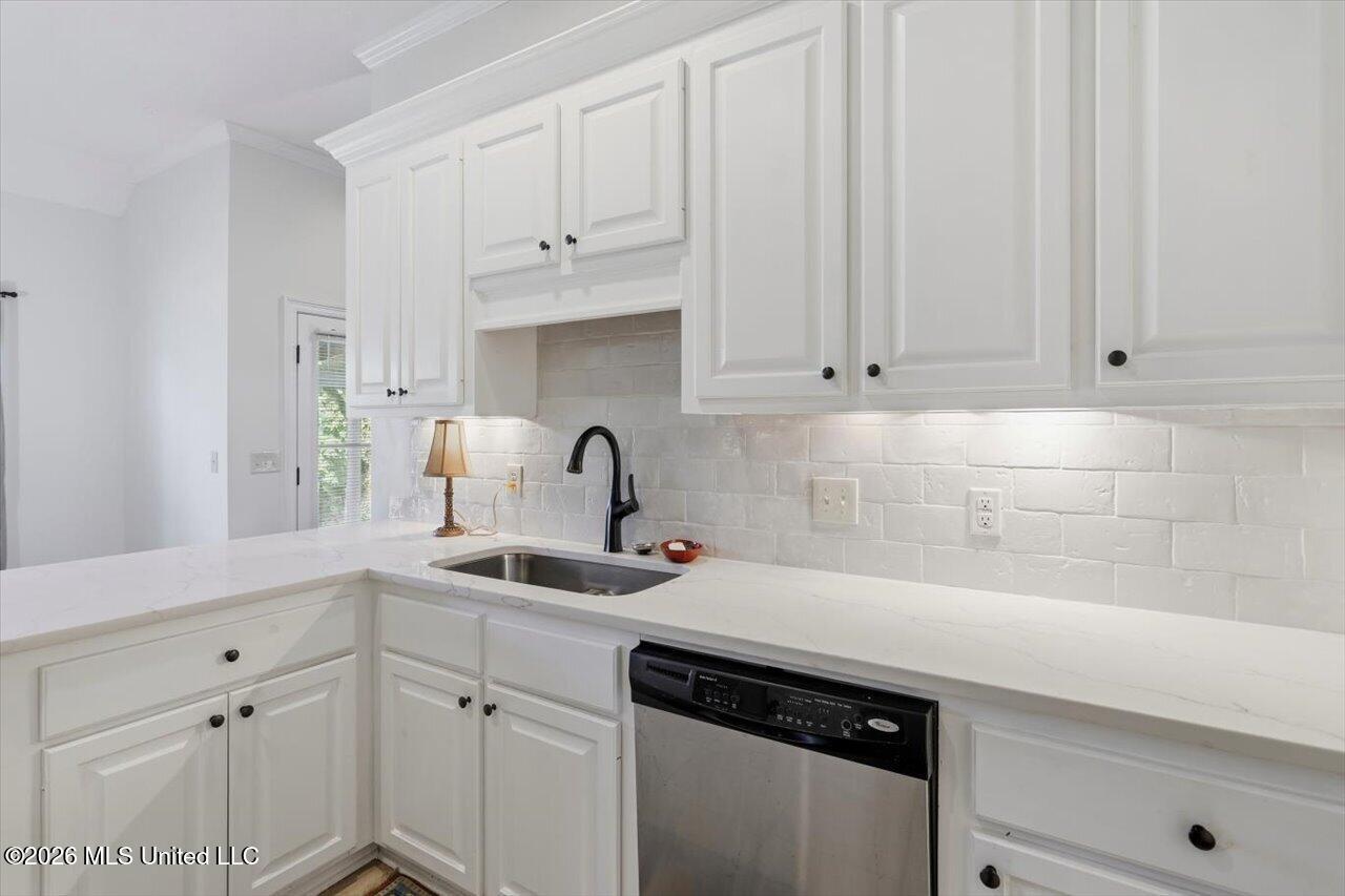 607 Tucker Crossing Property Photo 10