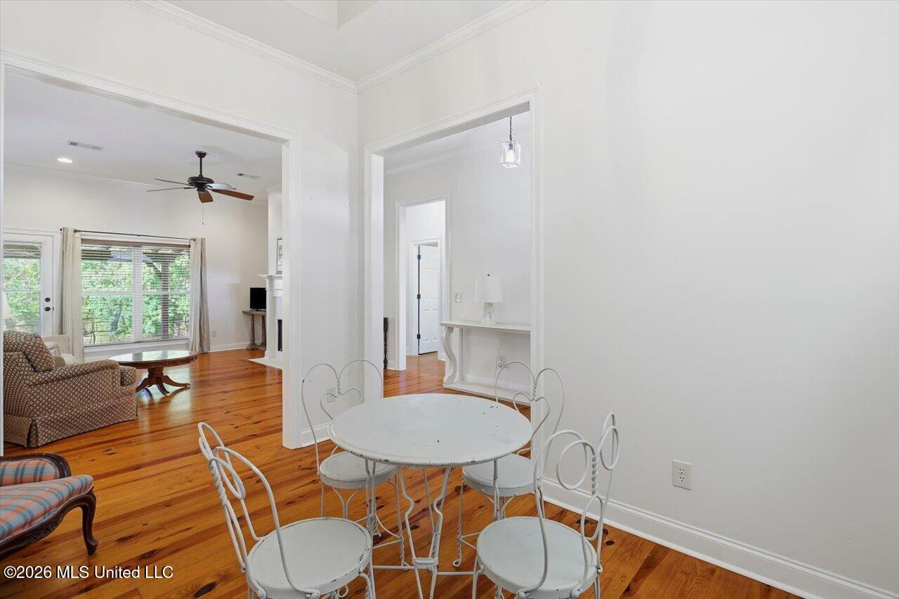 607 Tucker Crossing Property Photo 16