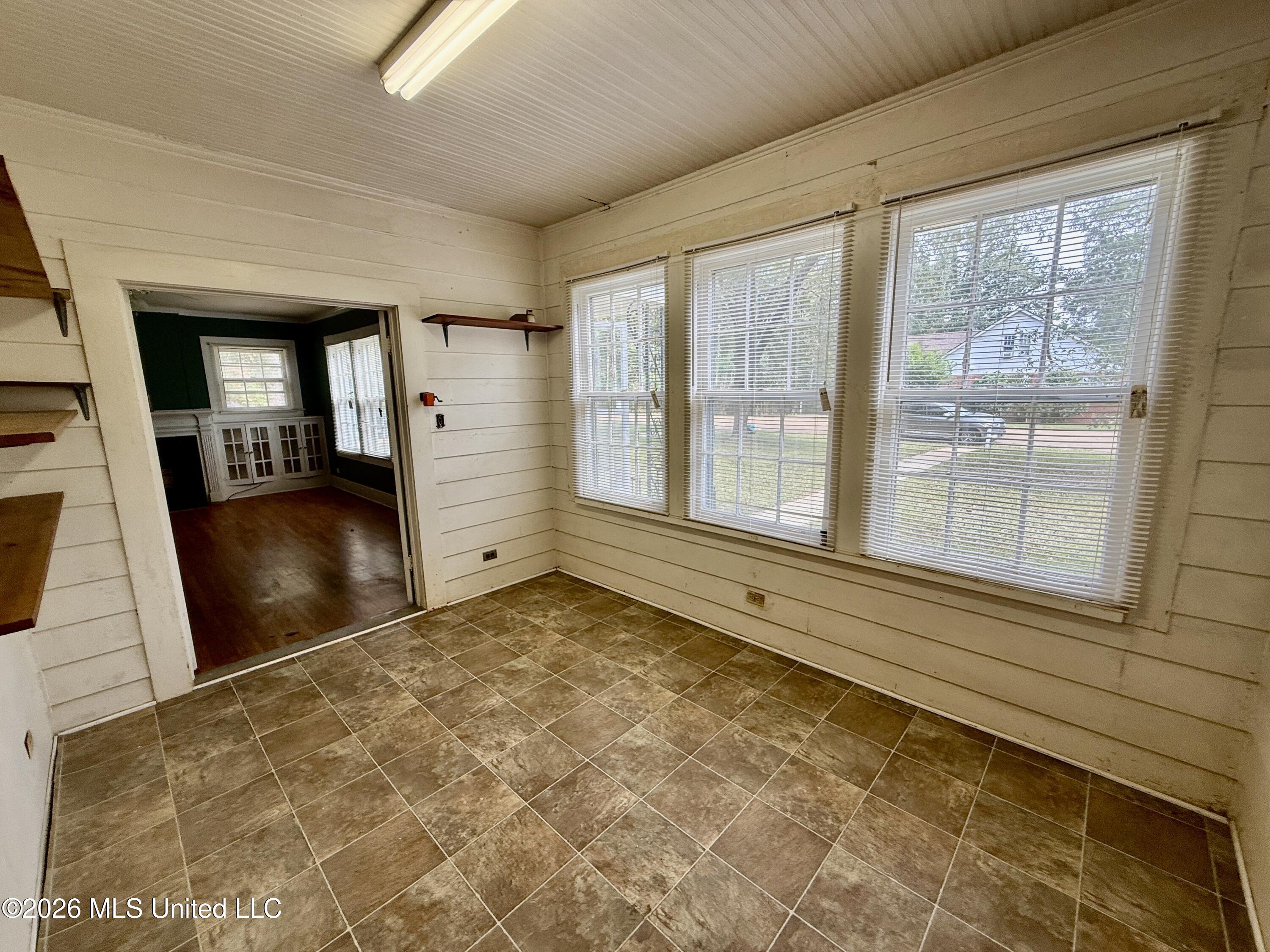 302 3rd Avenue Property Photo 19