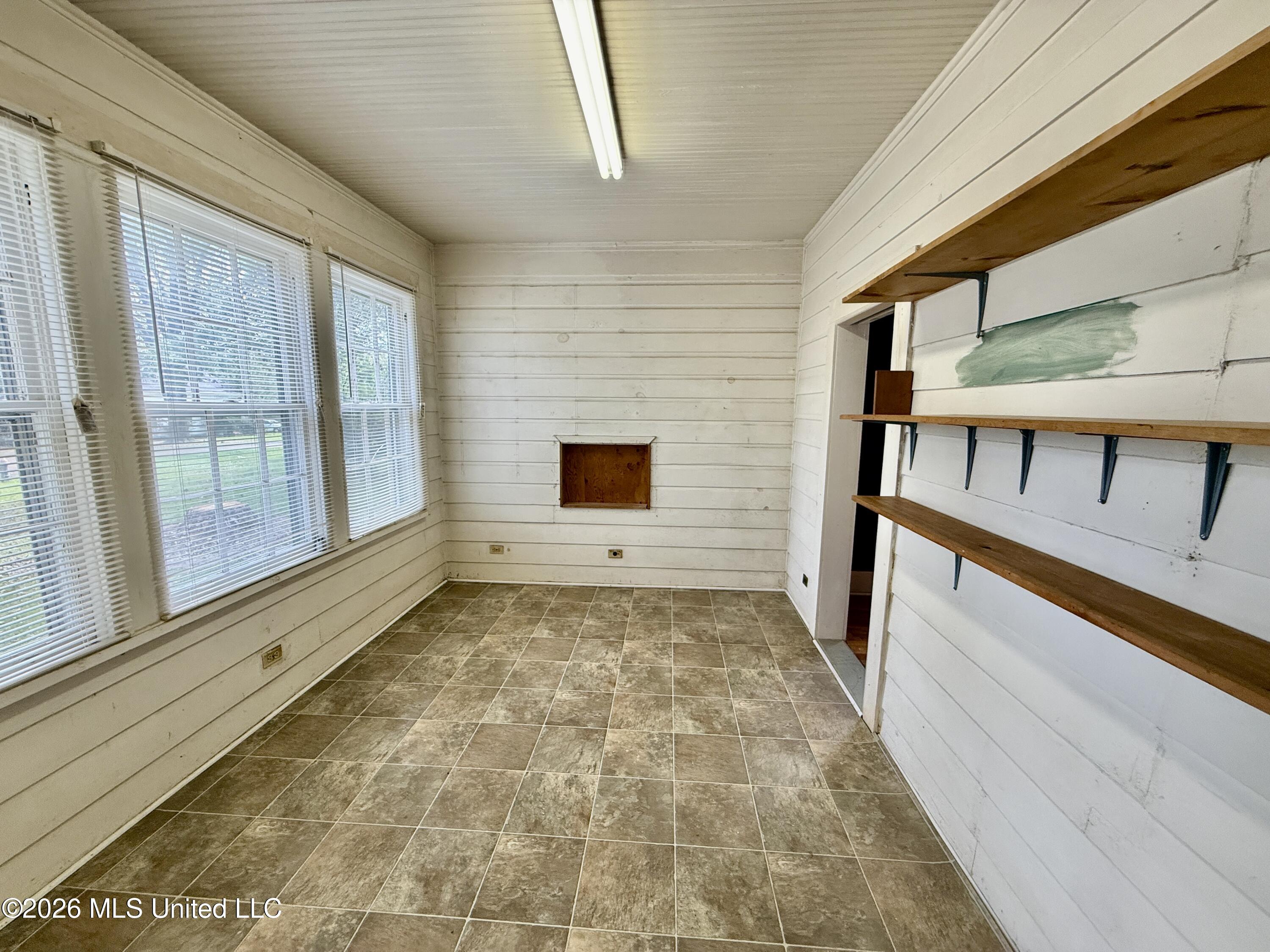 302 3rd Avenue Property Photo 24