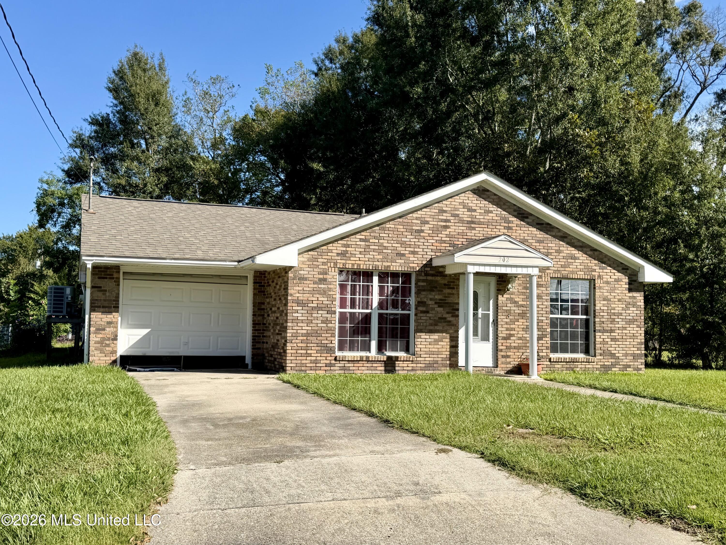 202 Jarrell Street Property Photo 1