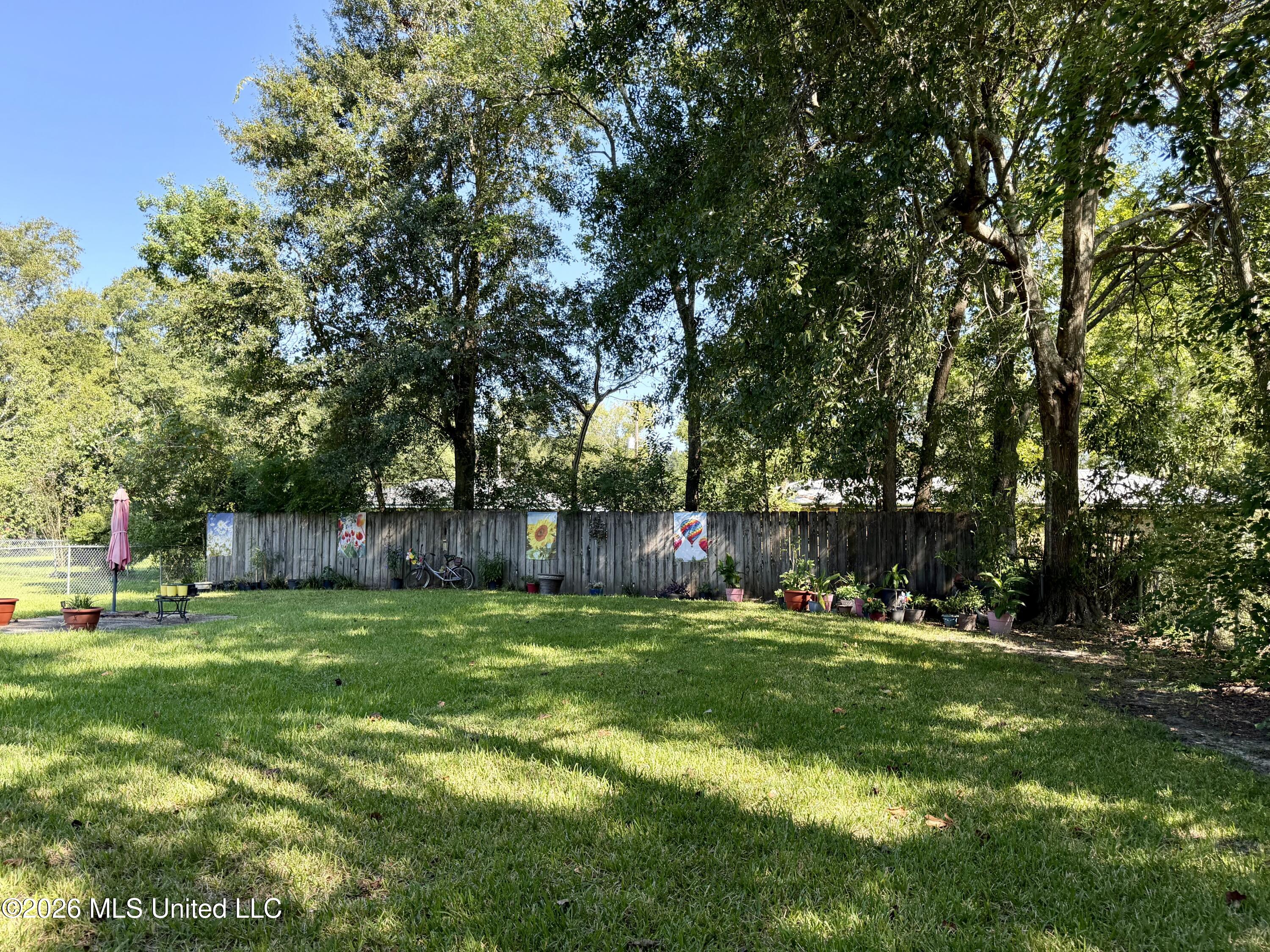 202 Jarrell Street Property Photo 8