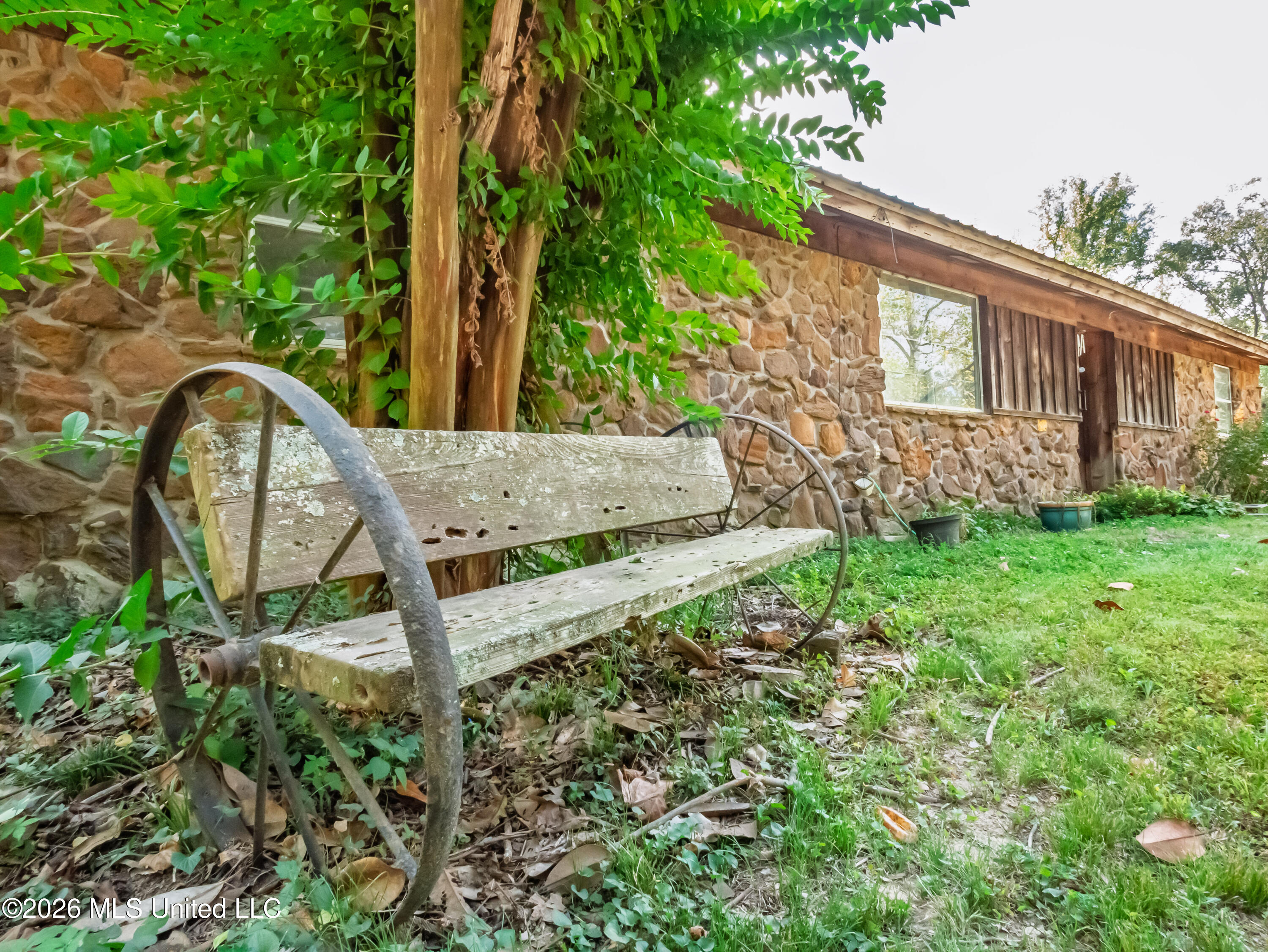 1812 Farrish Gravel Road Property Photo 27