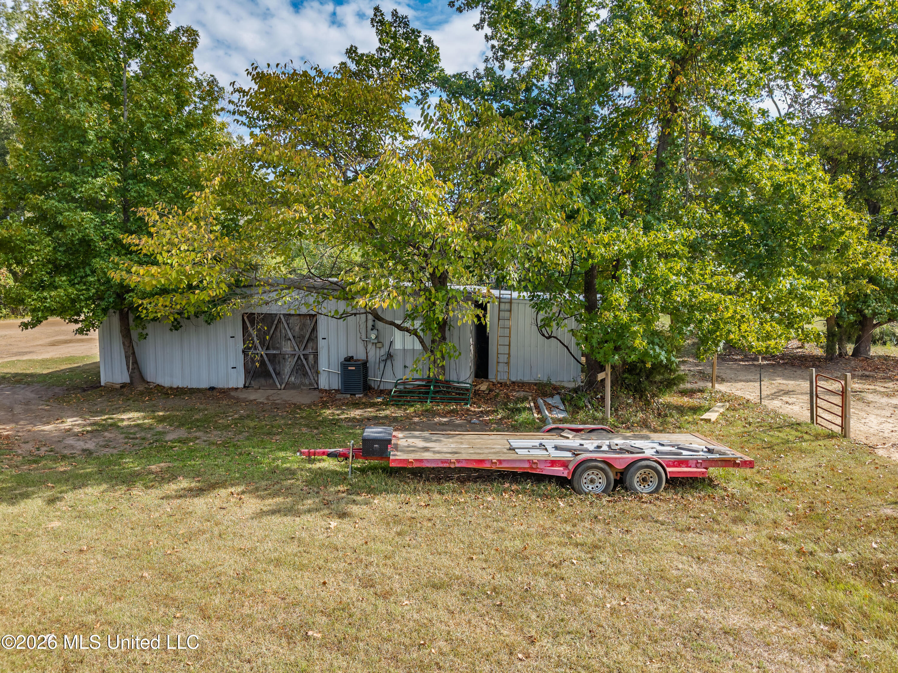 1812 Farrish Gravel Road Property Photo 40