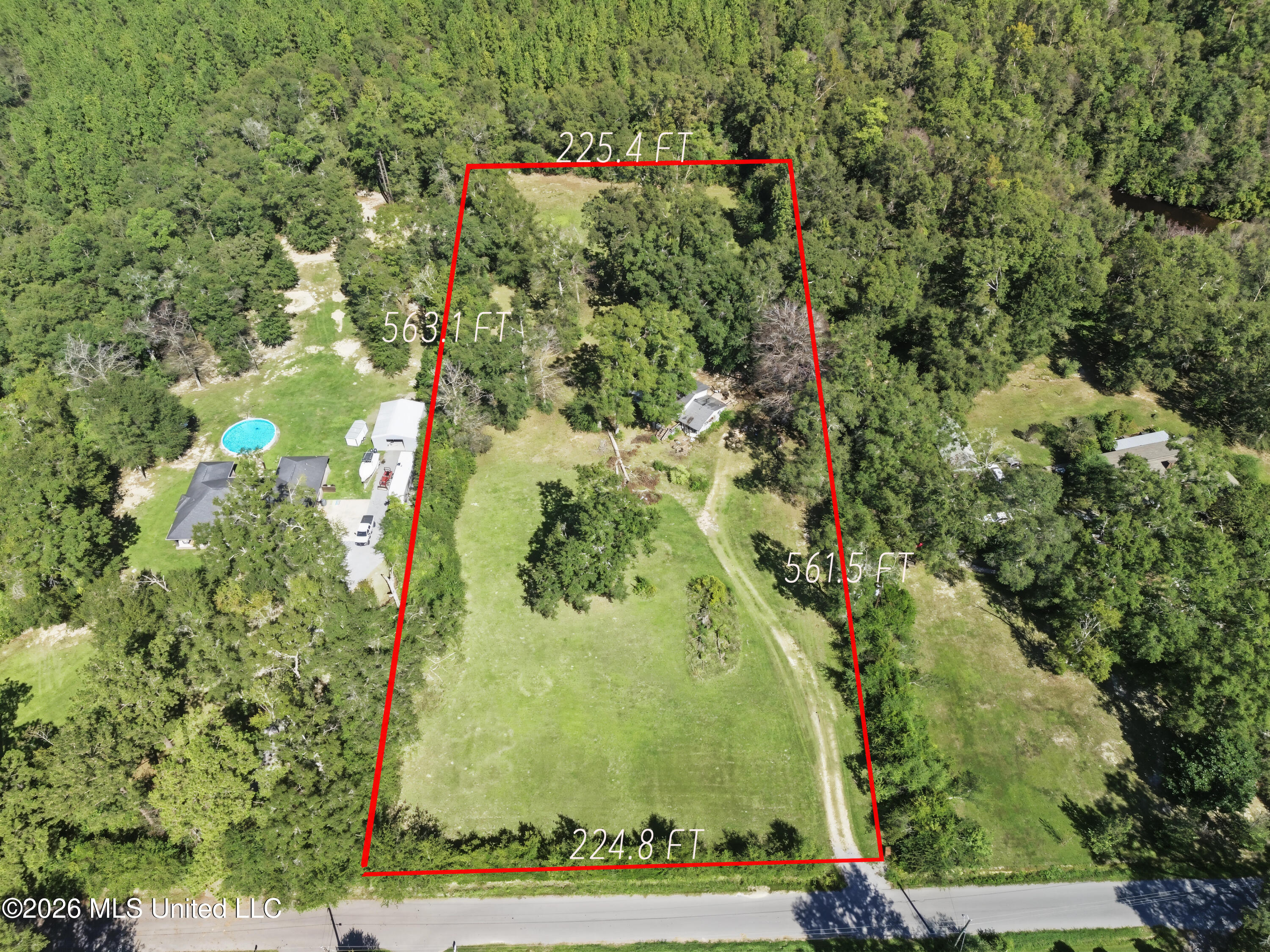 18250 Oak Drive Property Photo 7