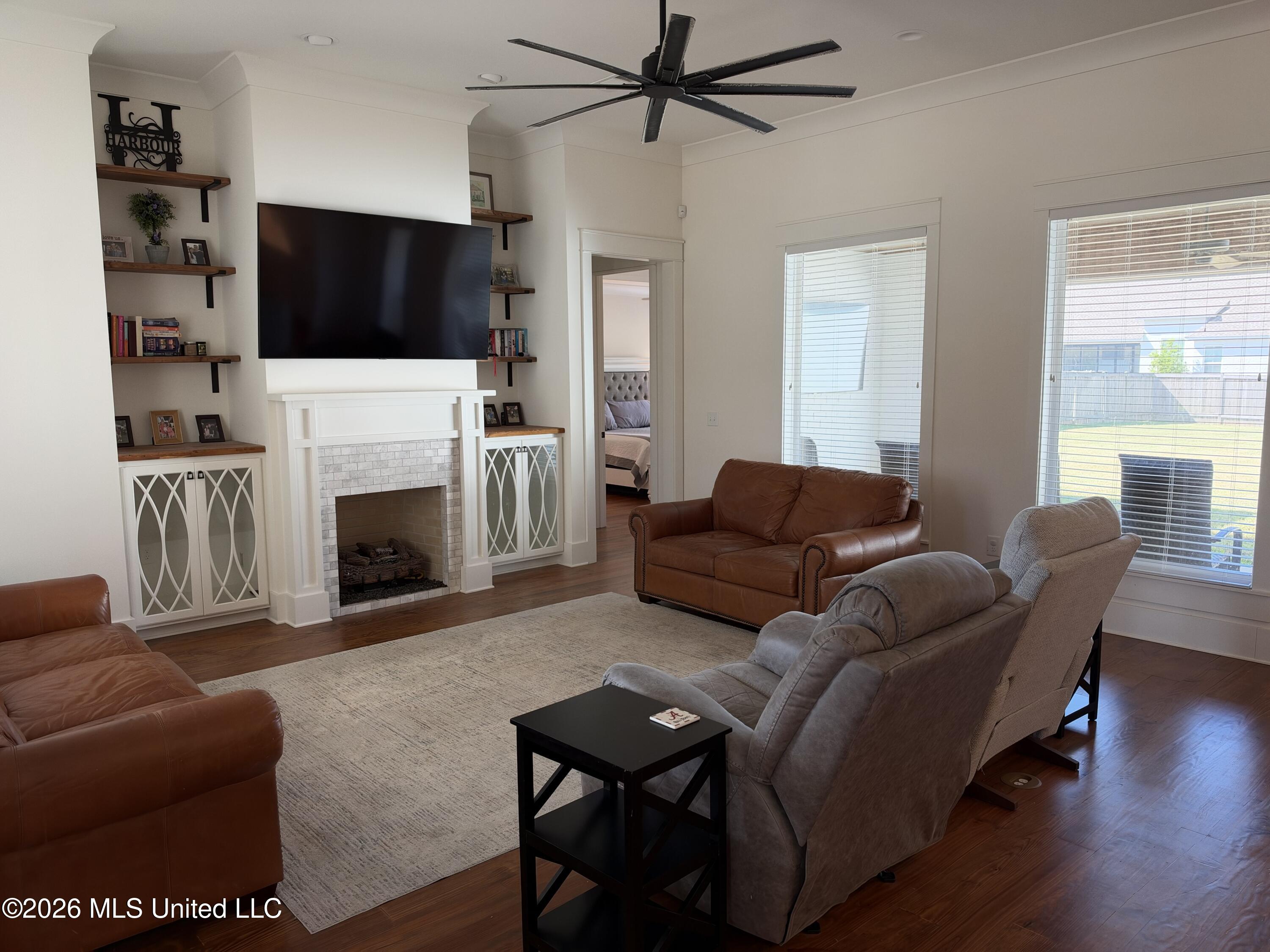 129 Coventry Lane Property Photo 9