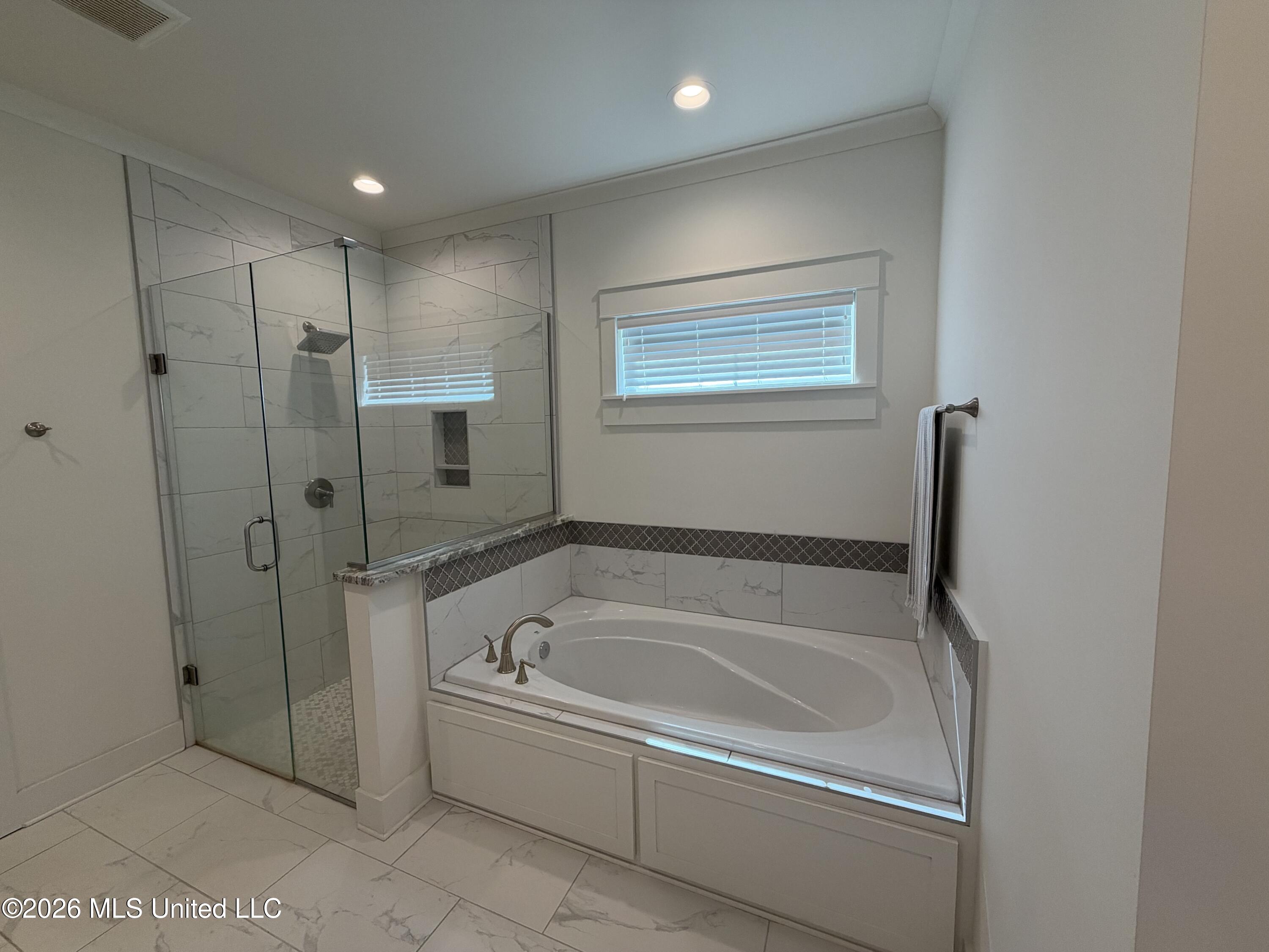 129 Coventry Lane Property Photo 16