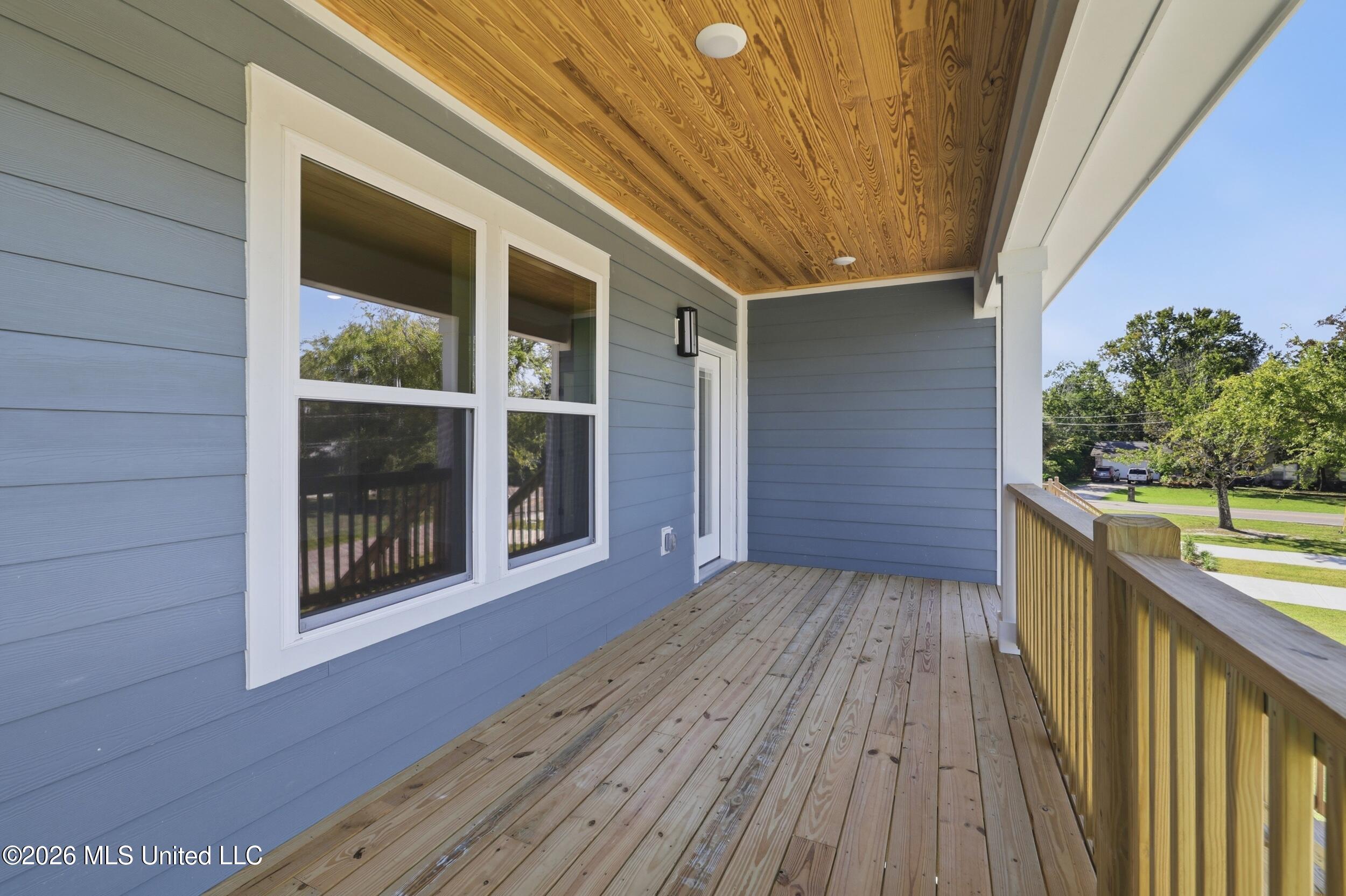10107 Bald Eagle Drive Property Photo 11