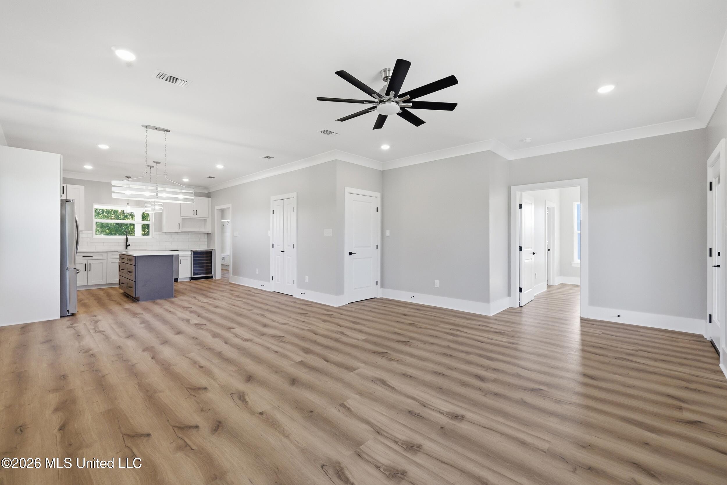 10107 Bald Eagle Drive Property Photo 14