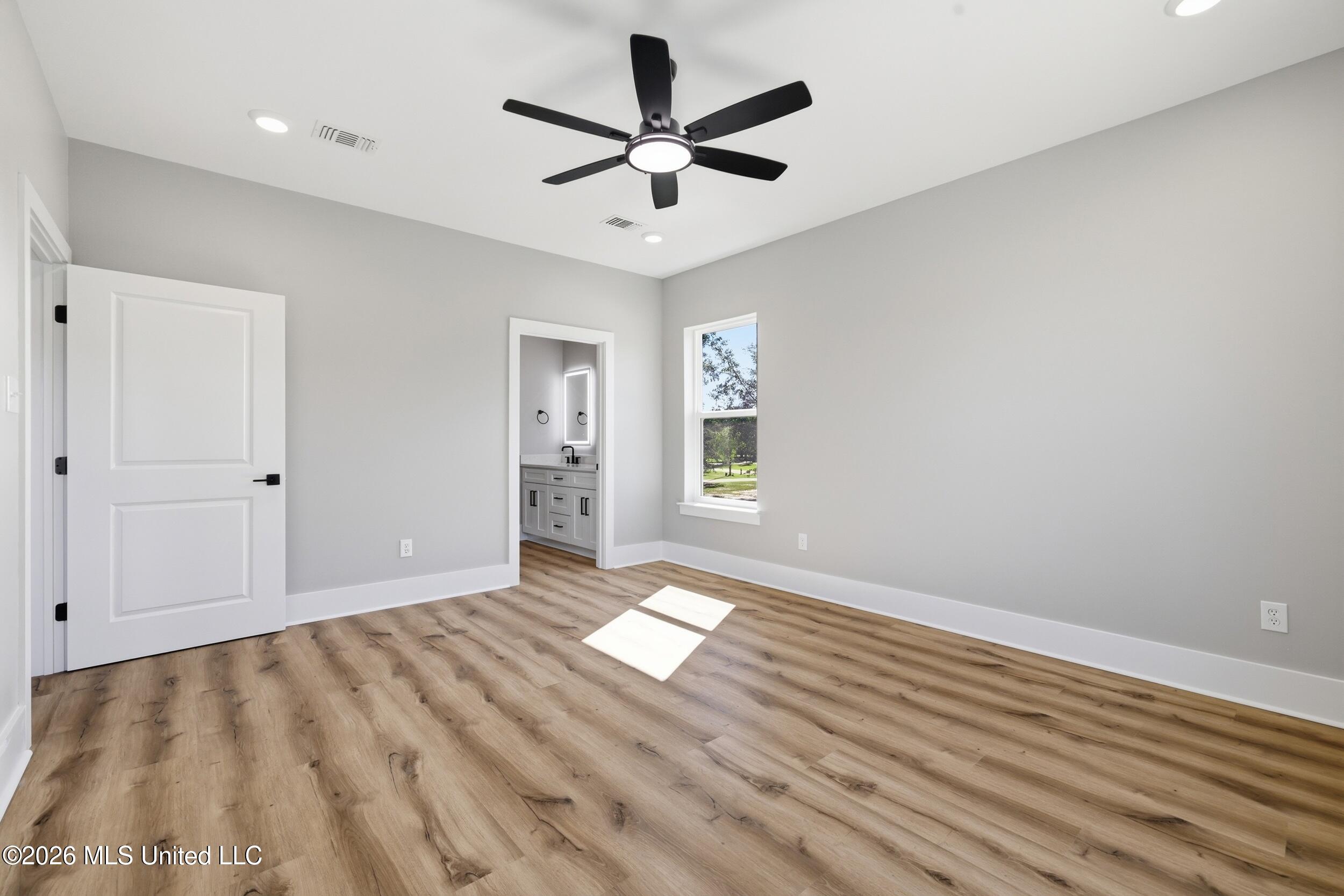 10107 Bald Eagle Drive Property Photo 24
