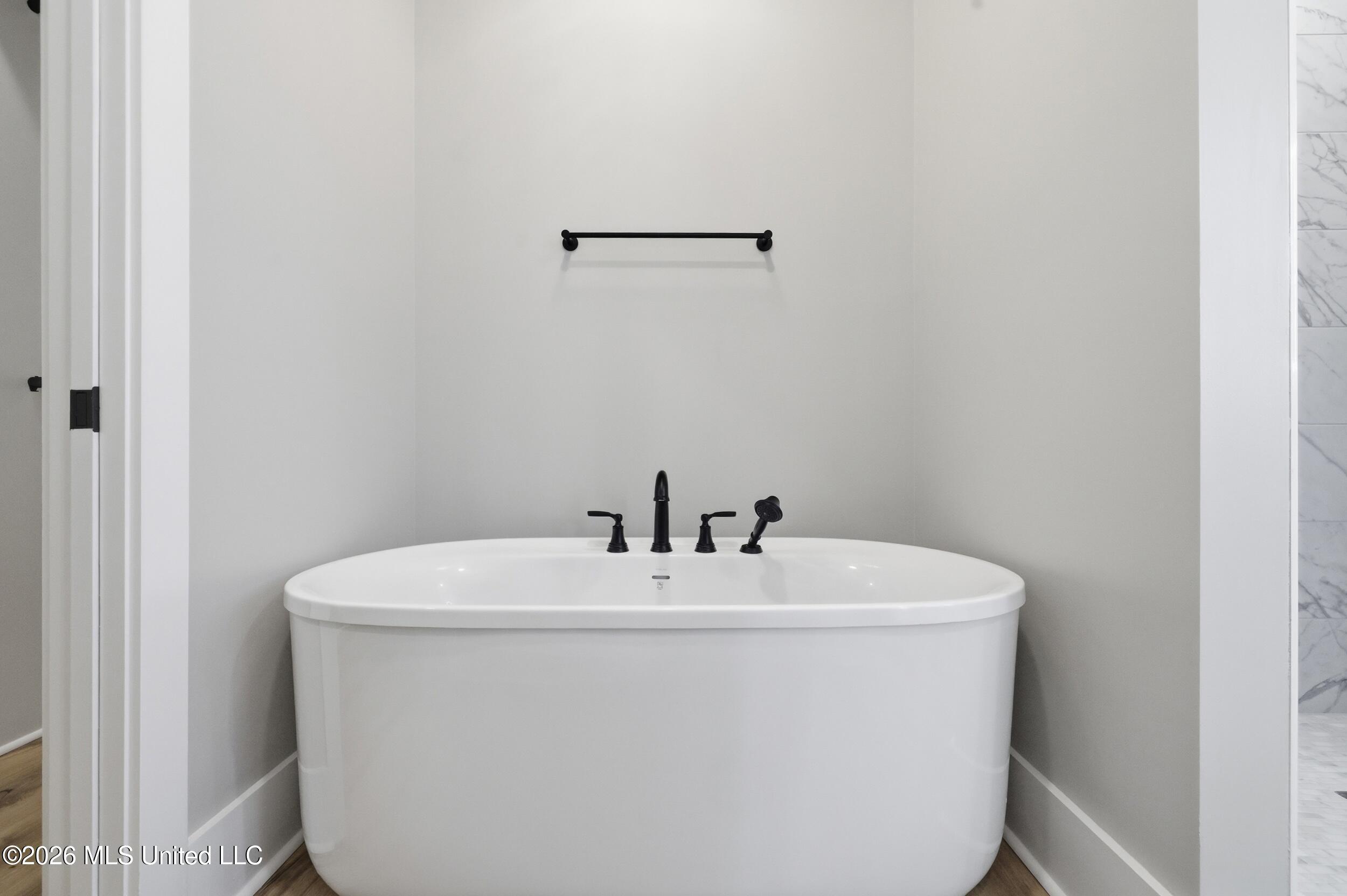 10107 Bald Eagle Drive Property Photo 35