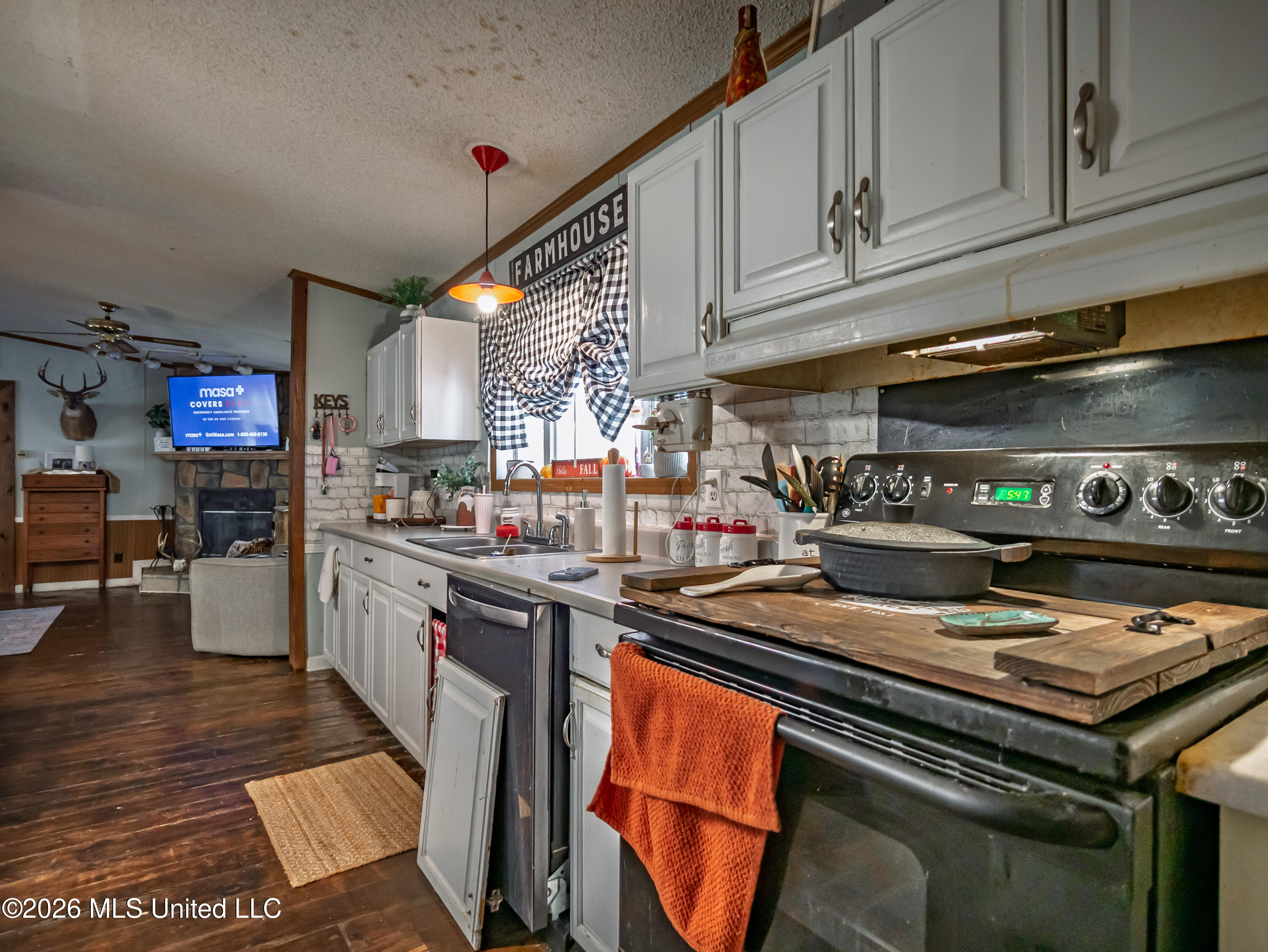 8208 Pope Crowder Road Property Photo 16