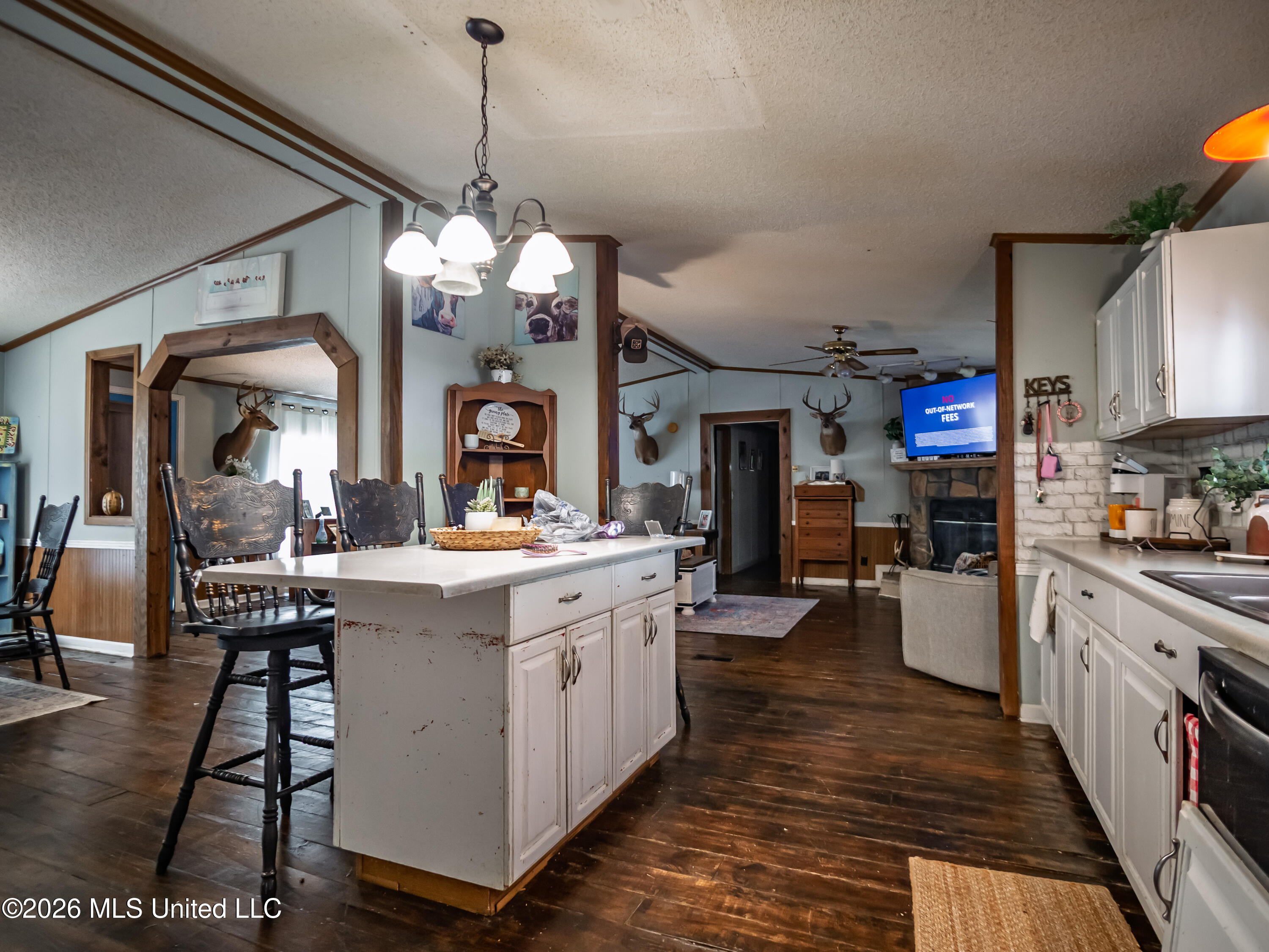 8208 Pope Crowder Road Property Photo 17
