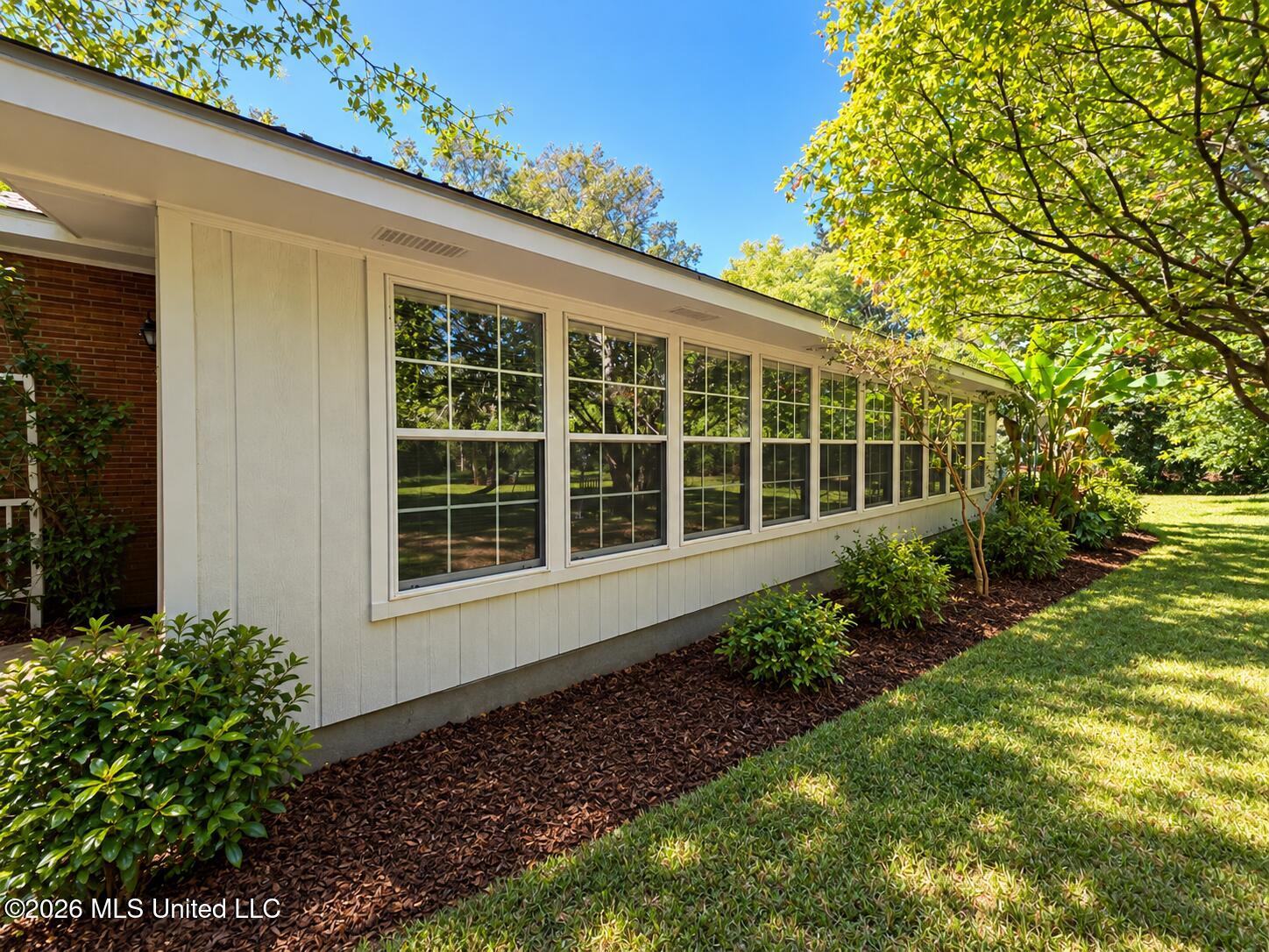 1174 Magnolia Lane Property Photo 10
