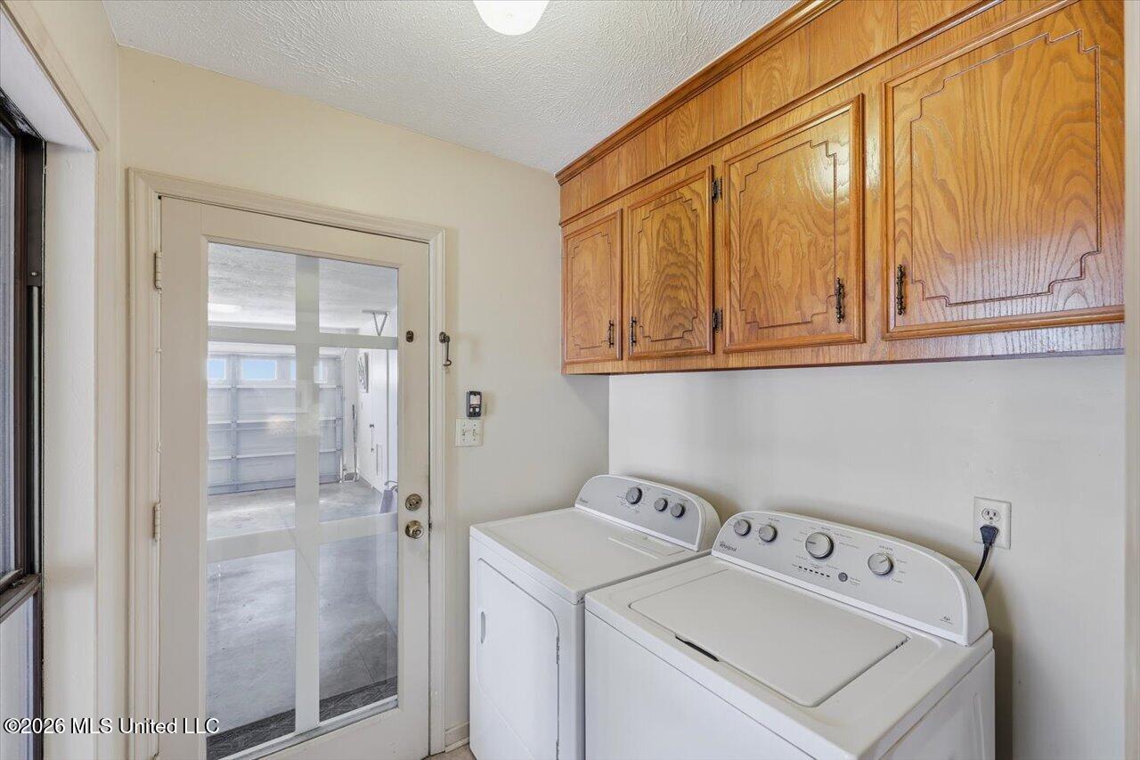 231 Kitchings Drive Property Photo 22