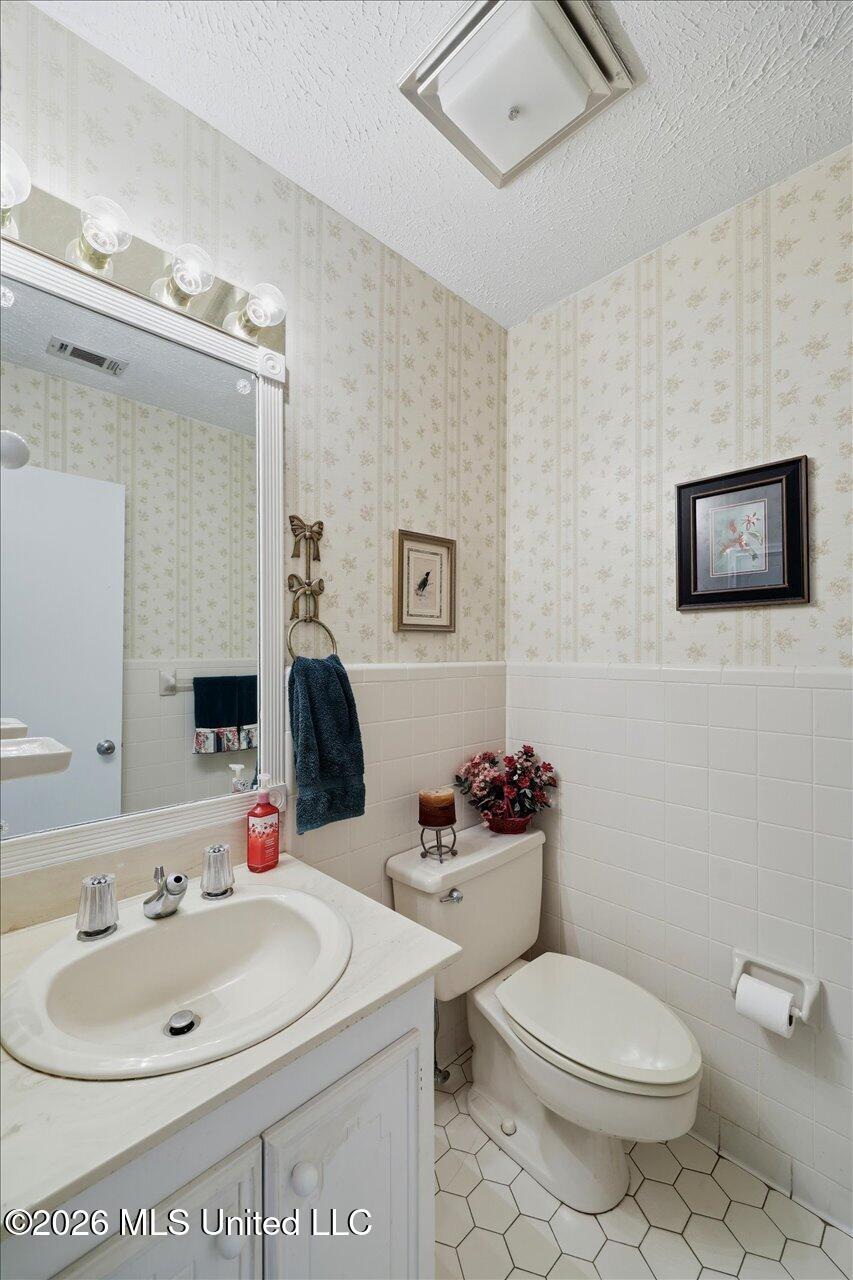 231 Kitchings Drive Property Photo 23