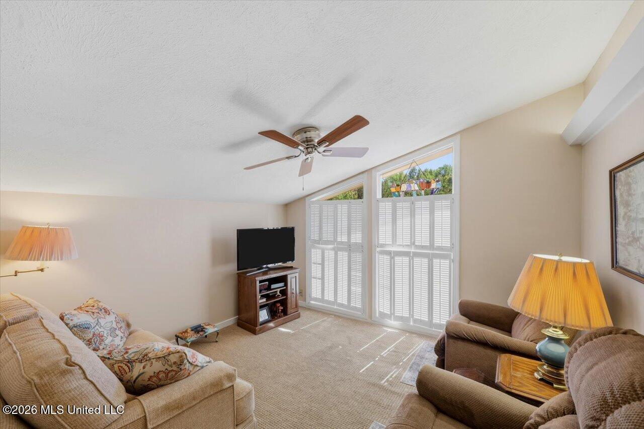 231 Kitchings Drive Property Photo 30