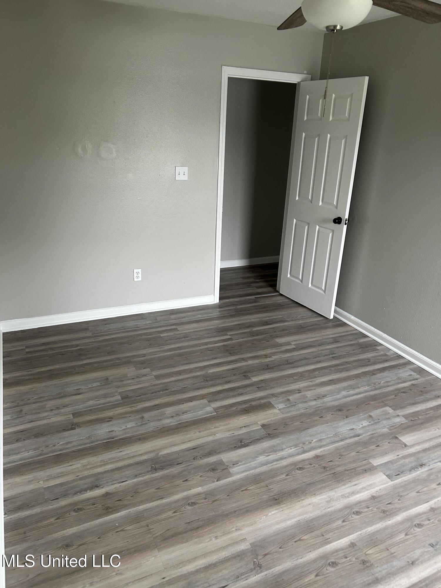 321 Lac Bleu Avenue Property Photo 12