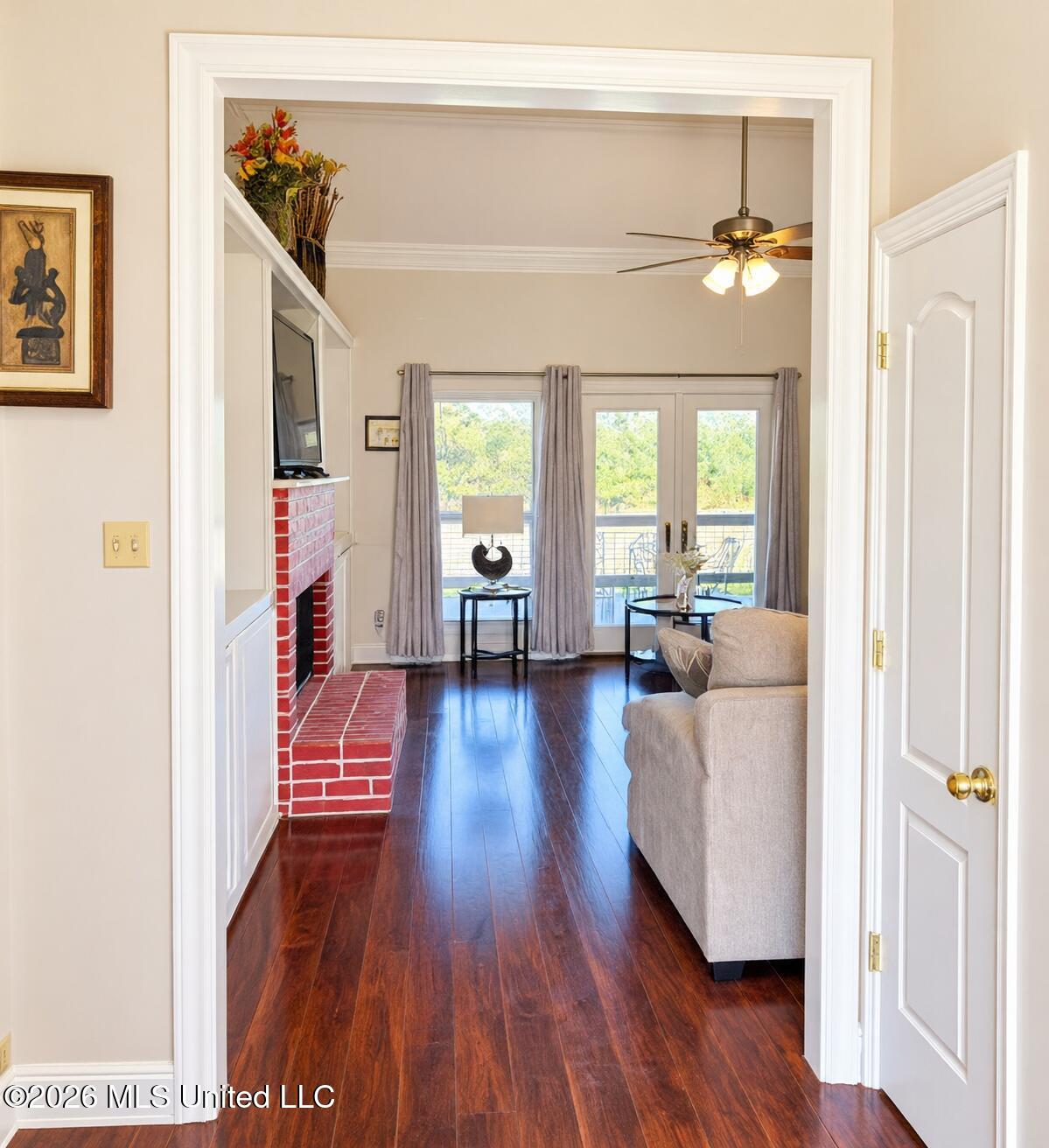 7220 E Golden Oaks Loop Drive Property Photo 3