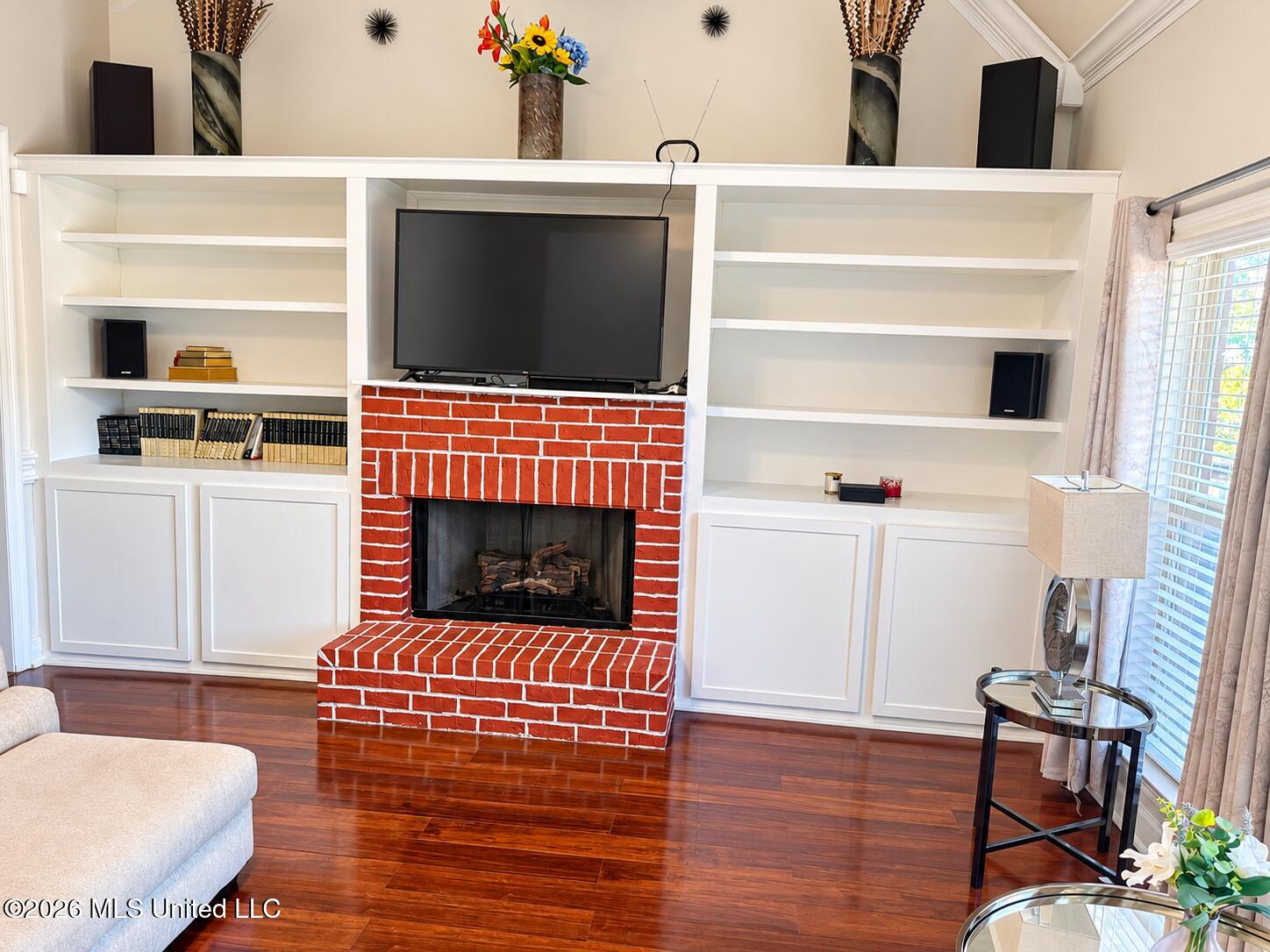 7220 E Golden Oaks Loop Drive Property Photo 8