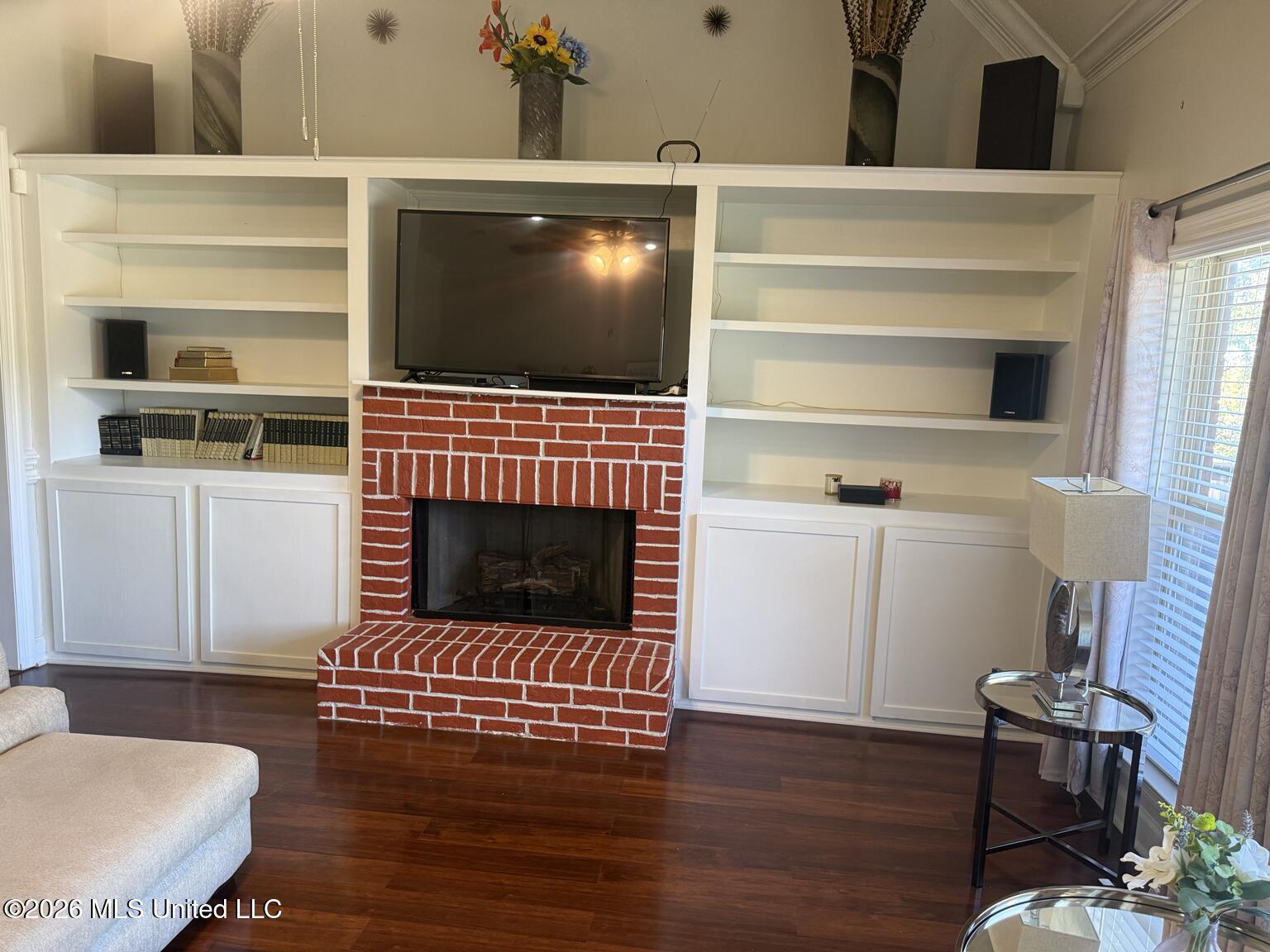 7220 E Golden Oaks Loop Drive Property Photo 10