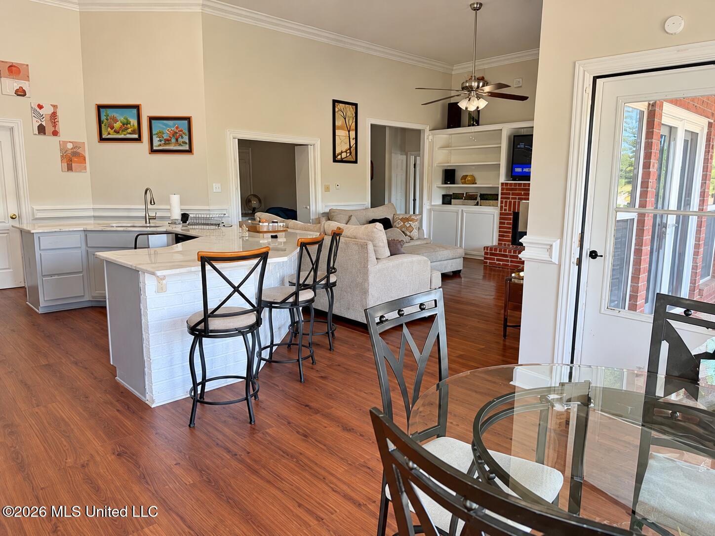 7220 E Golden Oaks Loop Drive Property Photo 16