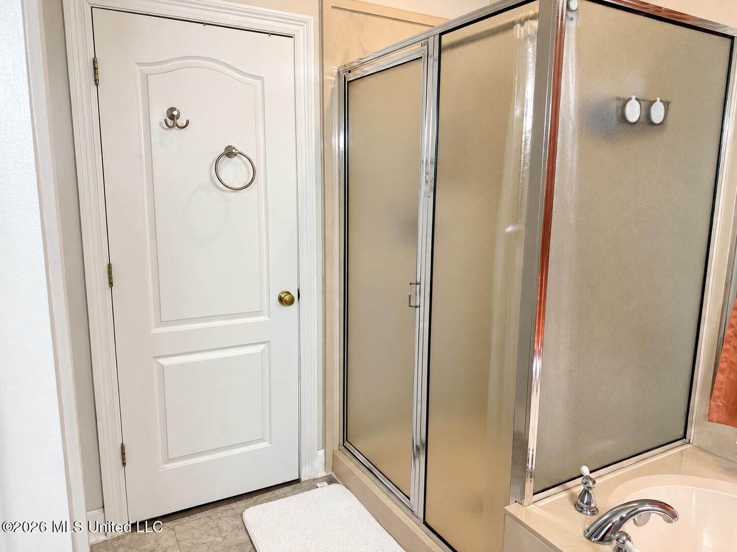 7220 E Golden Oaks Loop Drive Property Photo 22
