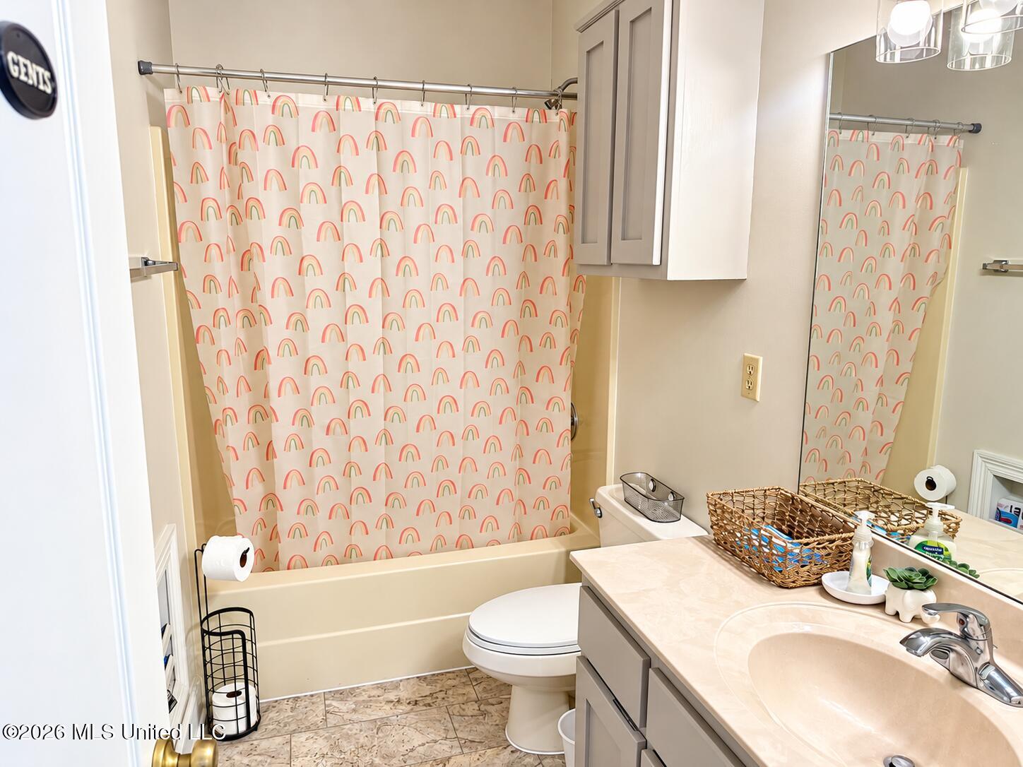7220 E Golden Oaks Loop Drive Property Photo 25