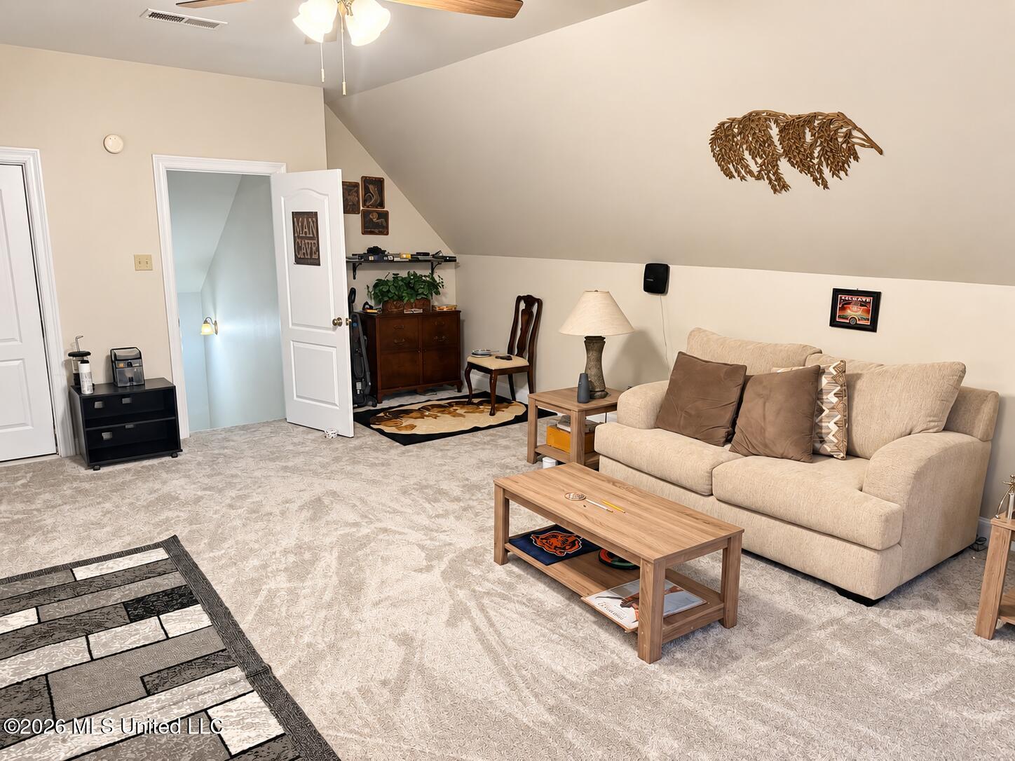 7220 E Golden Oaks Loop Drive Property Photo 28