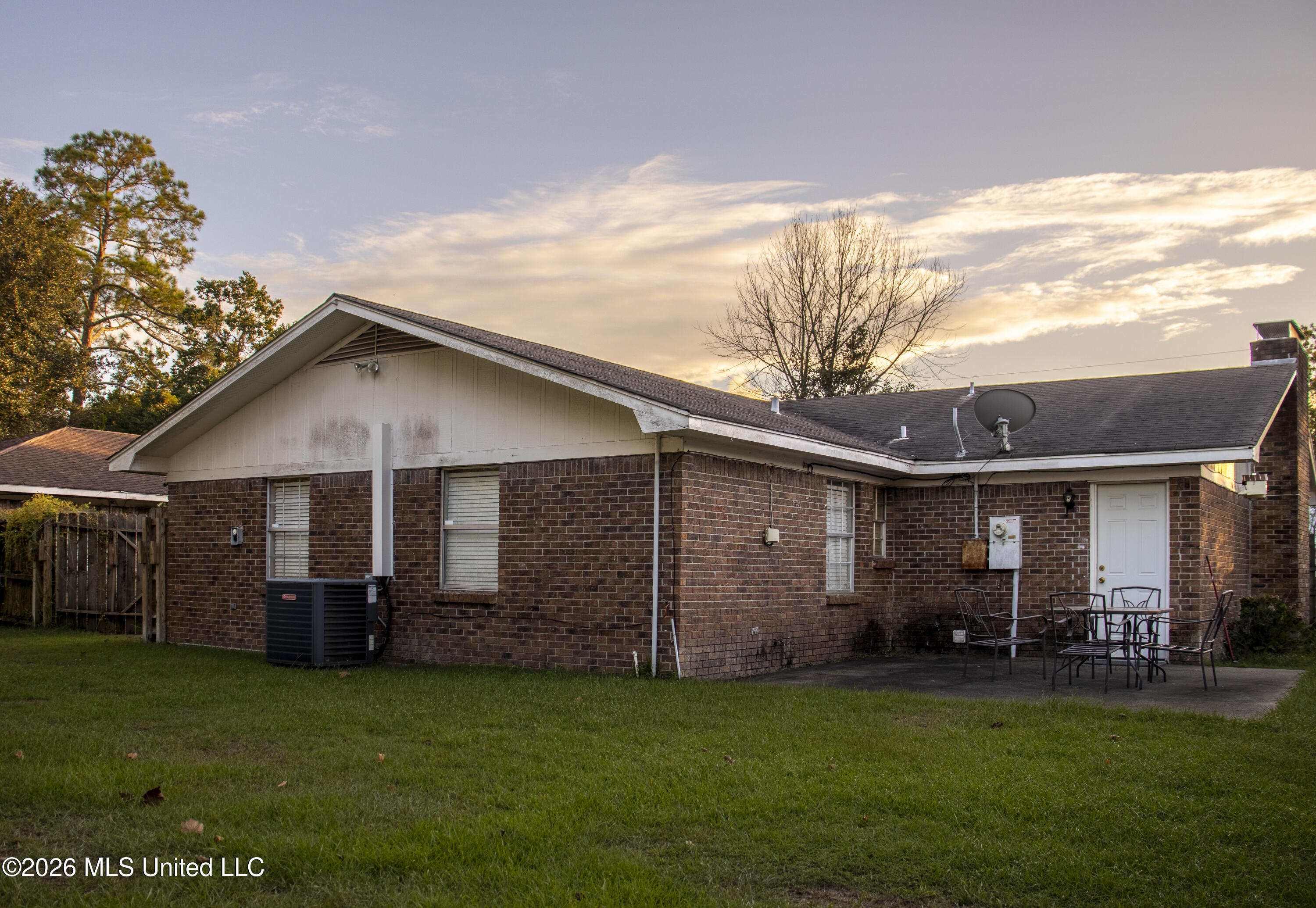 302 Ferguson Avenue Property Photo 2