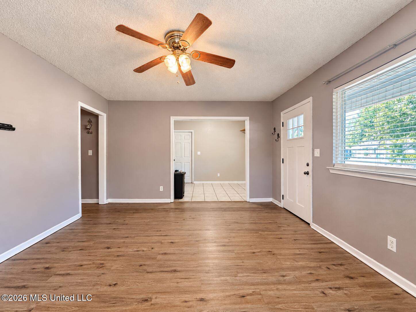 406 Woody Circle Property Photo 4