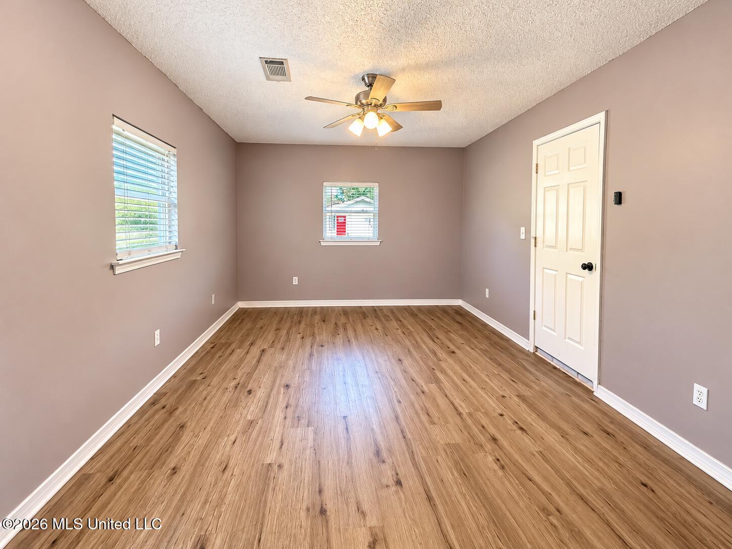 406 Woody Circle Property Photo 17