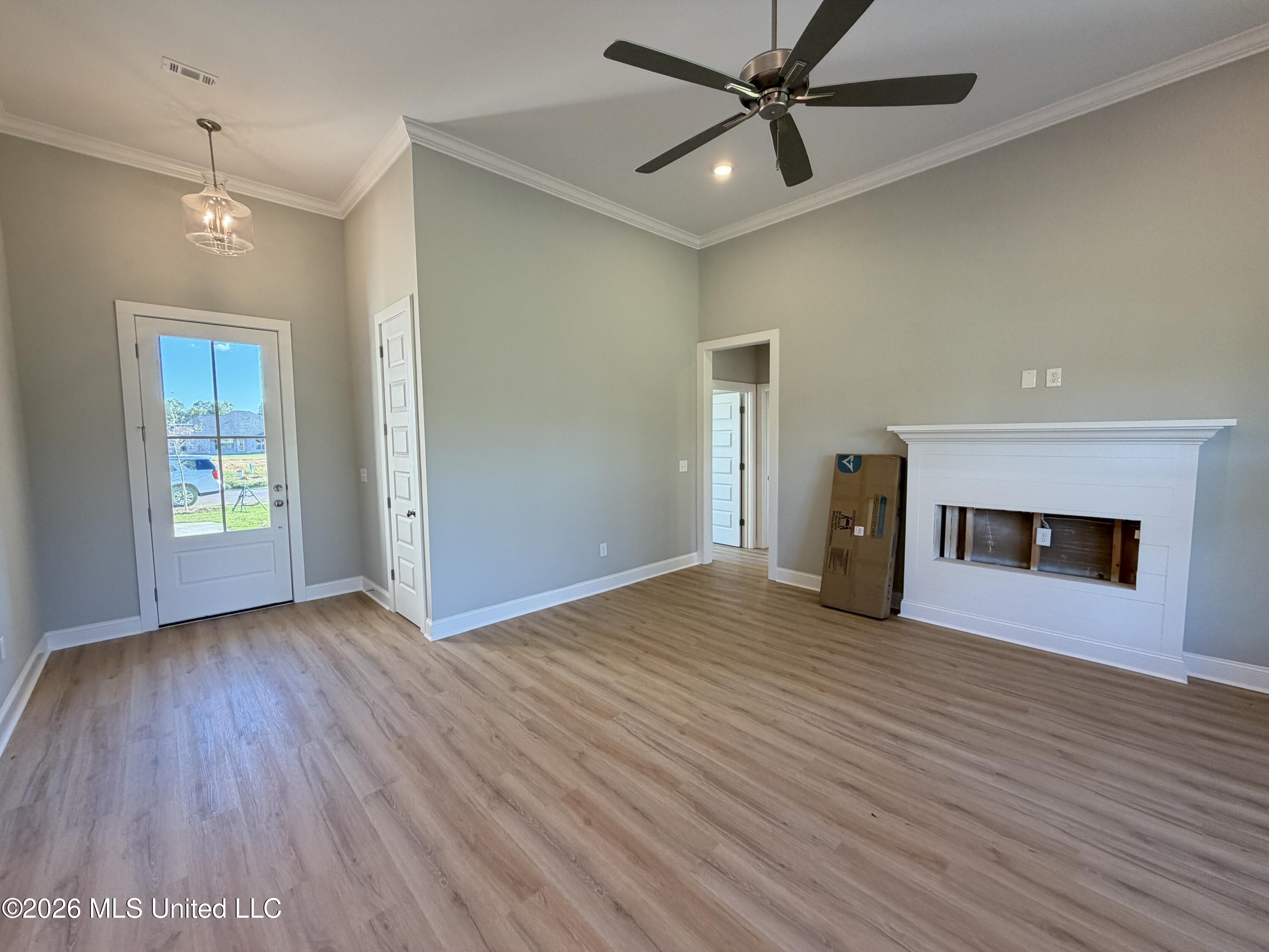 314 Brookfield Circle Property Photo 6