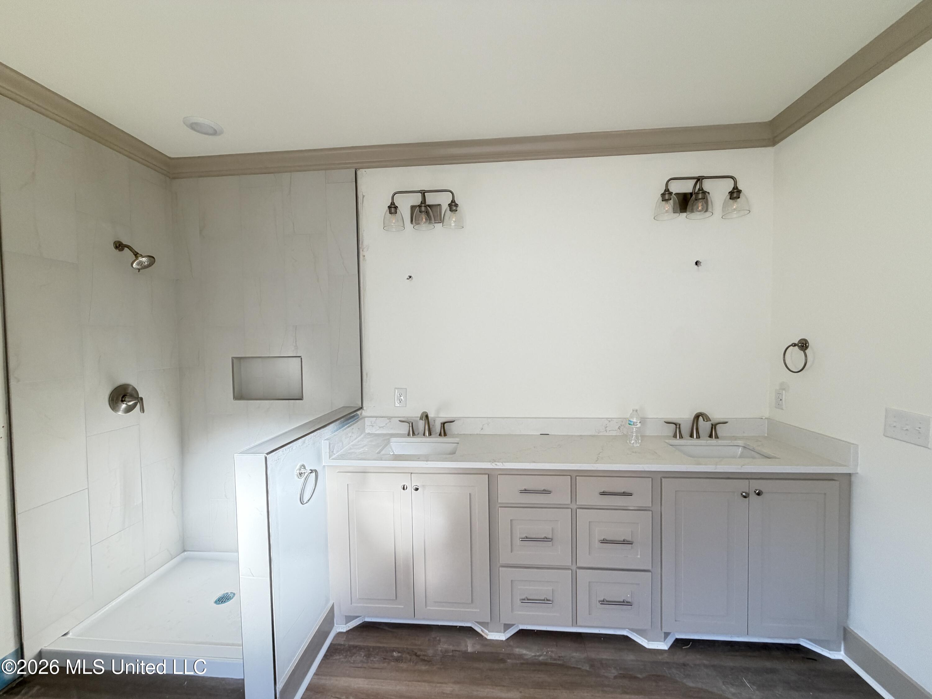 318 Brookfield Circle Property Photo 17